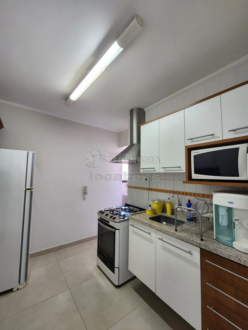Alugar Apartamento / Padr&atilde;o em S&atilde;o Jos&eacute; do Rio Preto R$ 2.100,00 - Foto 5