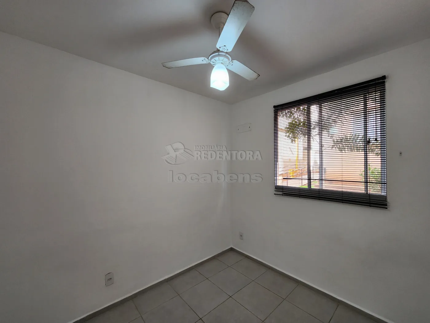 Alugar Apartamento / Padr&atilde;o em S&atilde;o Jos&eacute; do Rio Preto R$ 1.100,00 - Foto 5