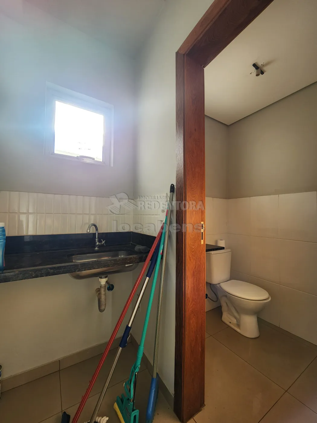 Alugar Comercial / Sala em S&atilde;o Jos&eacute; do Rio Preto R$ 1.800,00 - Foto 3