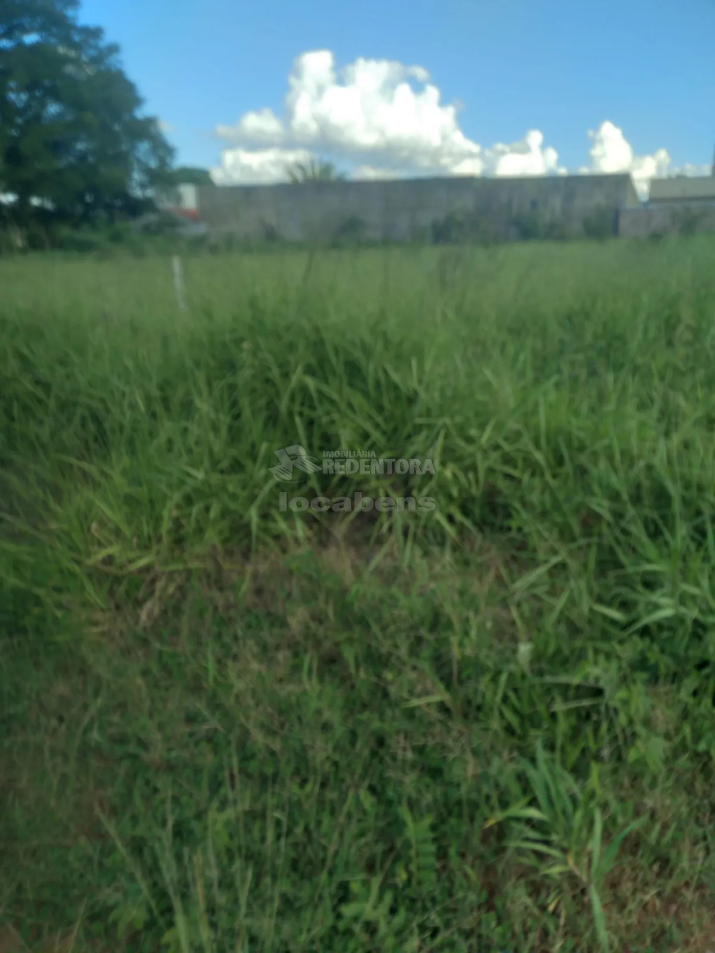 Loteamento e Condomínio, 600 m² - Foto 1