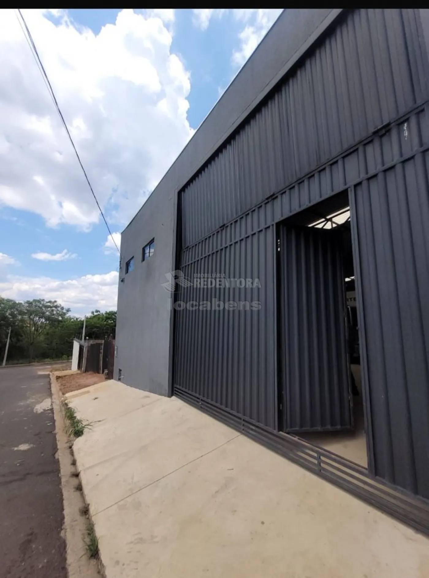 Prédio Inteiro, 200 m² - Foto 1