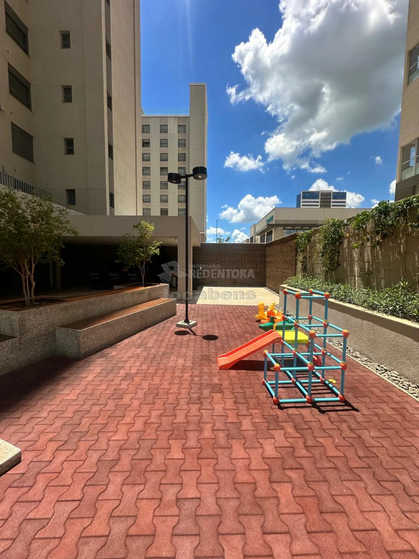 Alugar Apartamento / Padr&atilde;o em S&atilde;o Jos&eacute; do Rio Preto R$ 5.000,00 - Foto 14