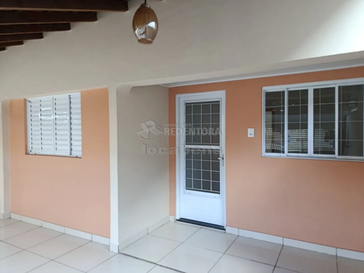 Alugar Casa / Padr&atilde;o em S&atilde;o Jos&eacute; do Rio Preto R$ 2.100,00 - Foto 2