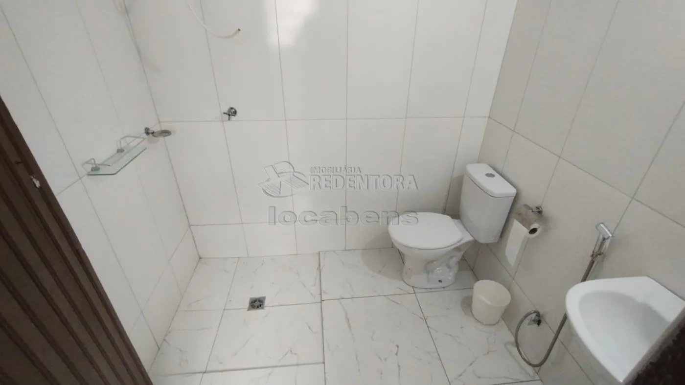 Alugar Casa / Padr&atilde;o em S&atilde;o Jos&eacute; do Rio Preto R$ 900,00 - Foto 14