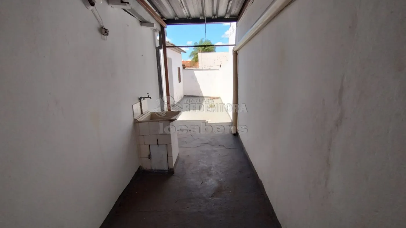 Alugar Casa / Padr&atilde;o em S&atilde;o Jos&eacute; do Rio Preto R$ 900,00 - Foto 15