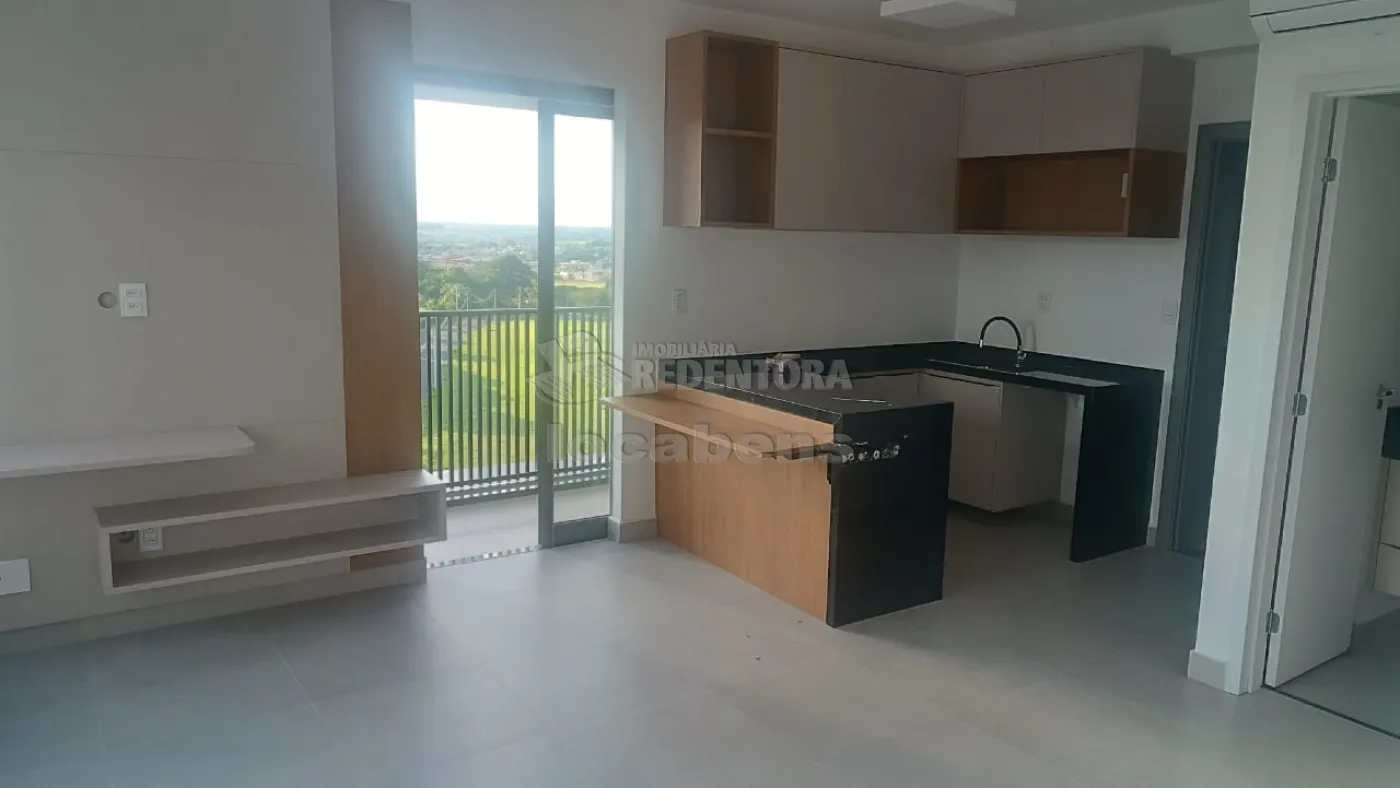 Alugar Apartamento / Studio em S&atilde;o Jos&eacute; do Rio Preto R$ 2.000,00 - Foto 1