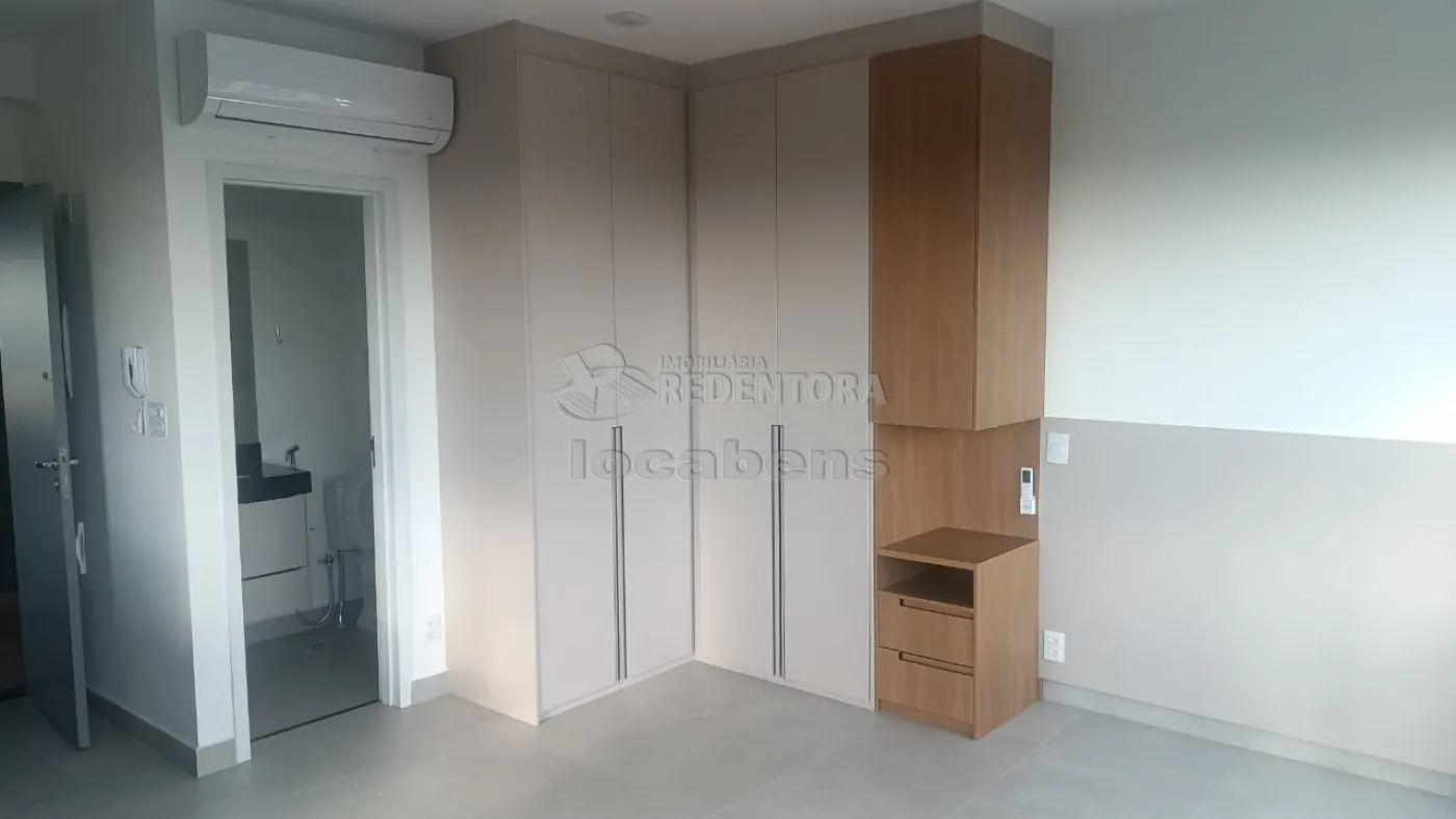Alugar Apartamento / Studio em S&atilde;o Jos&eacute; do Rio Preto R$ 2.000,00 - Foto 3