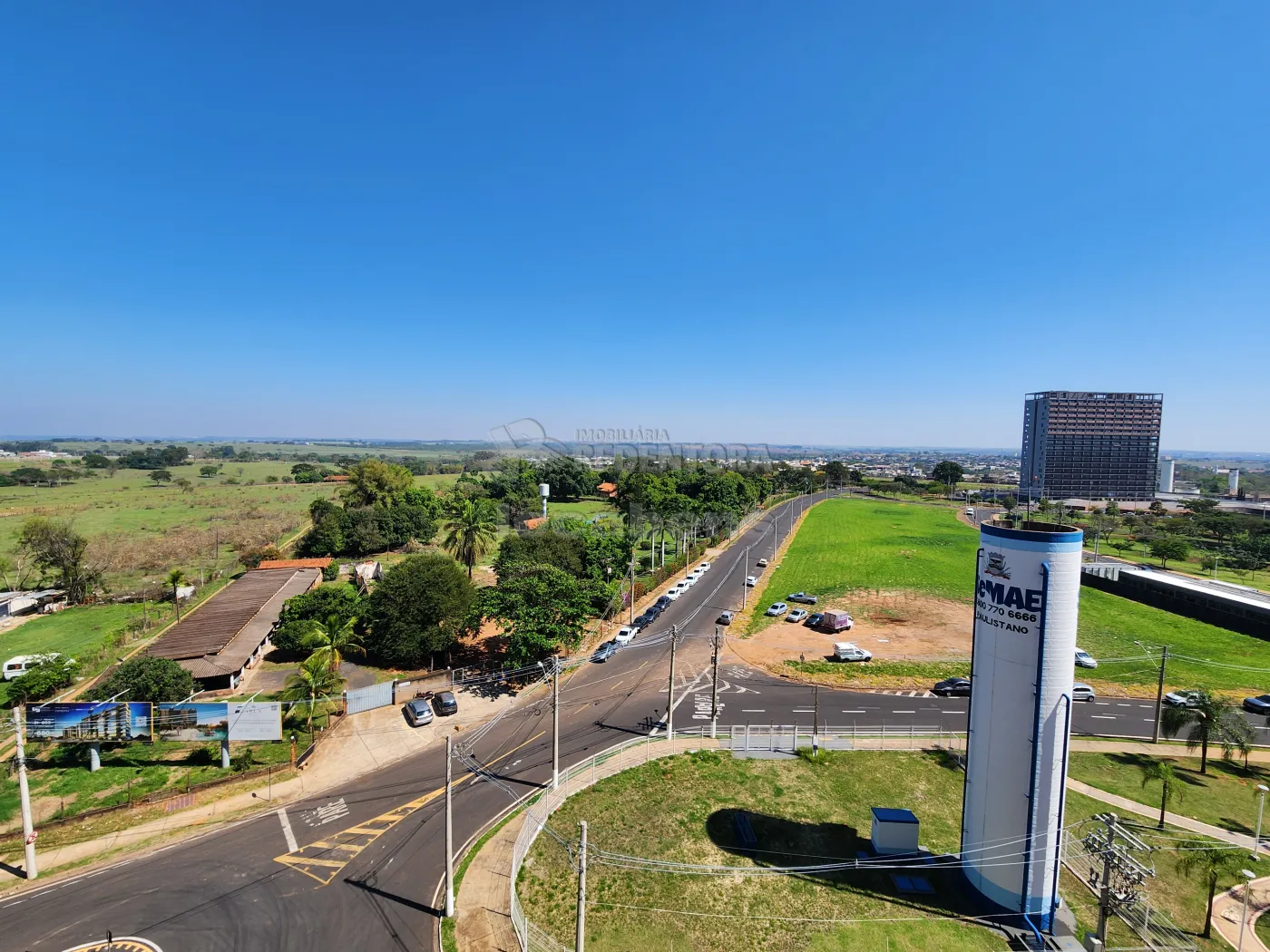 Alugar Apartamento / Studio em S&atilde;o Jos&eacute; do Rio Preto R$ 2.000,00 - Foto 1