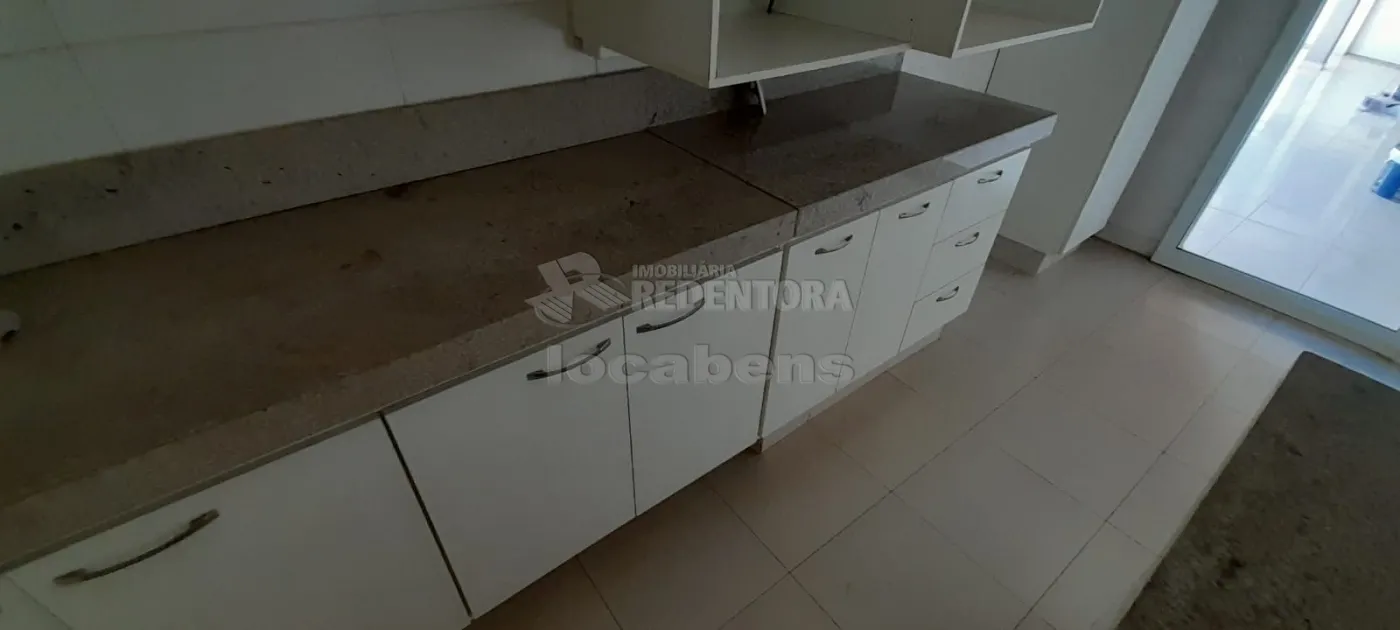 Alugar Casa / Condom&iacute;nio em S&atilde;o Jos&eacute; do Rio Preto R$ 7.500,00 - Foto 27