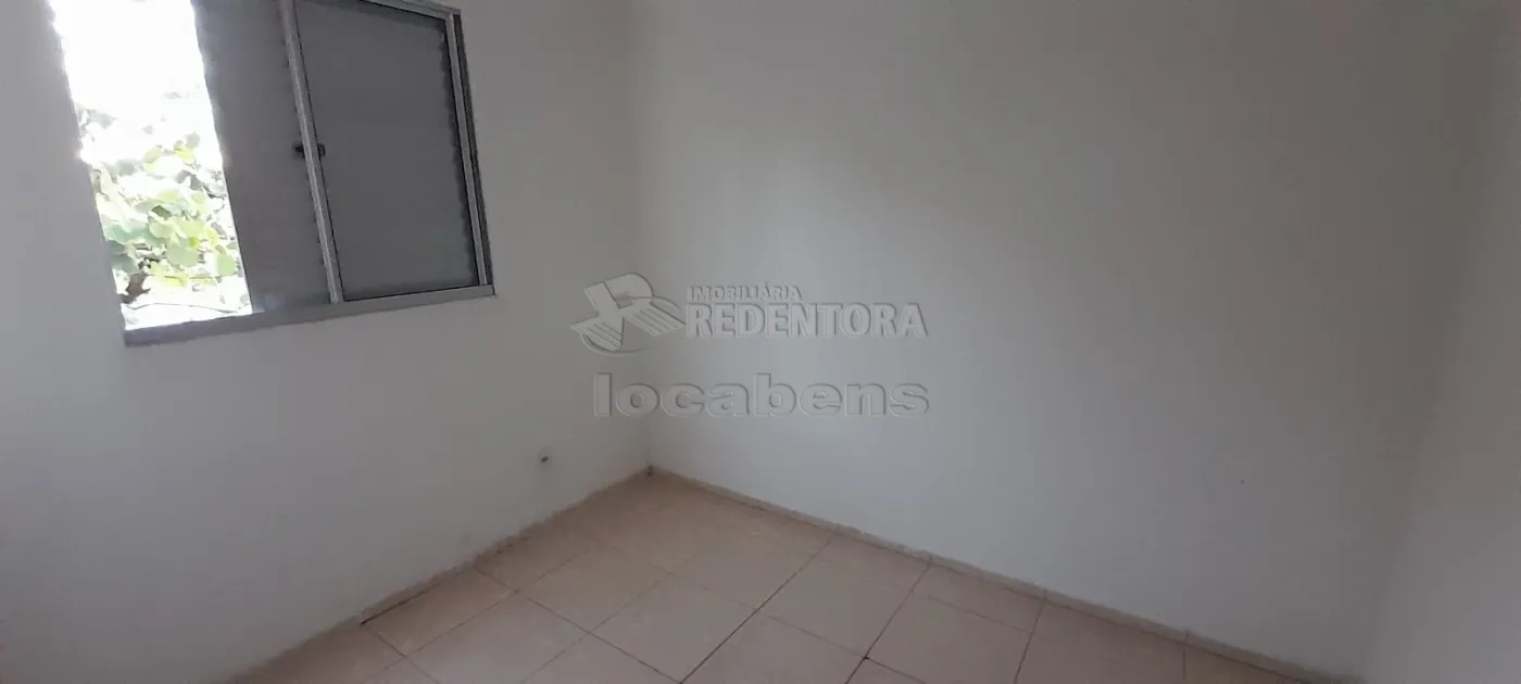 Alugar Apartamento / Padr&atilde;o em S&atilde;o Jos&eacute; do Rio Preto R$ 950,00 - Foto 2