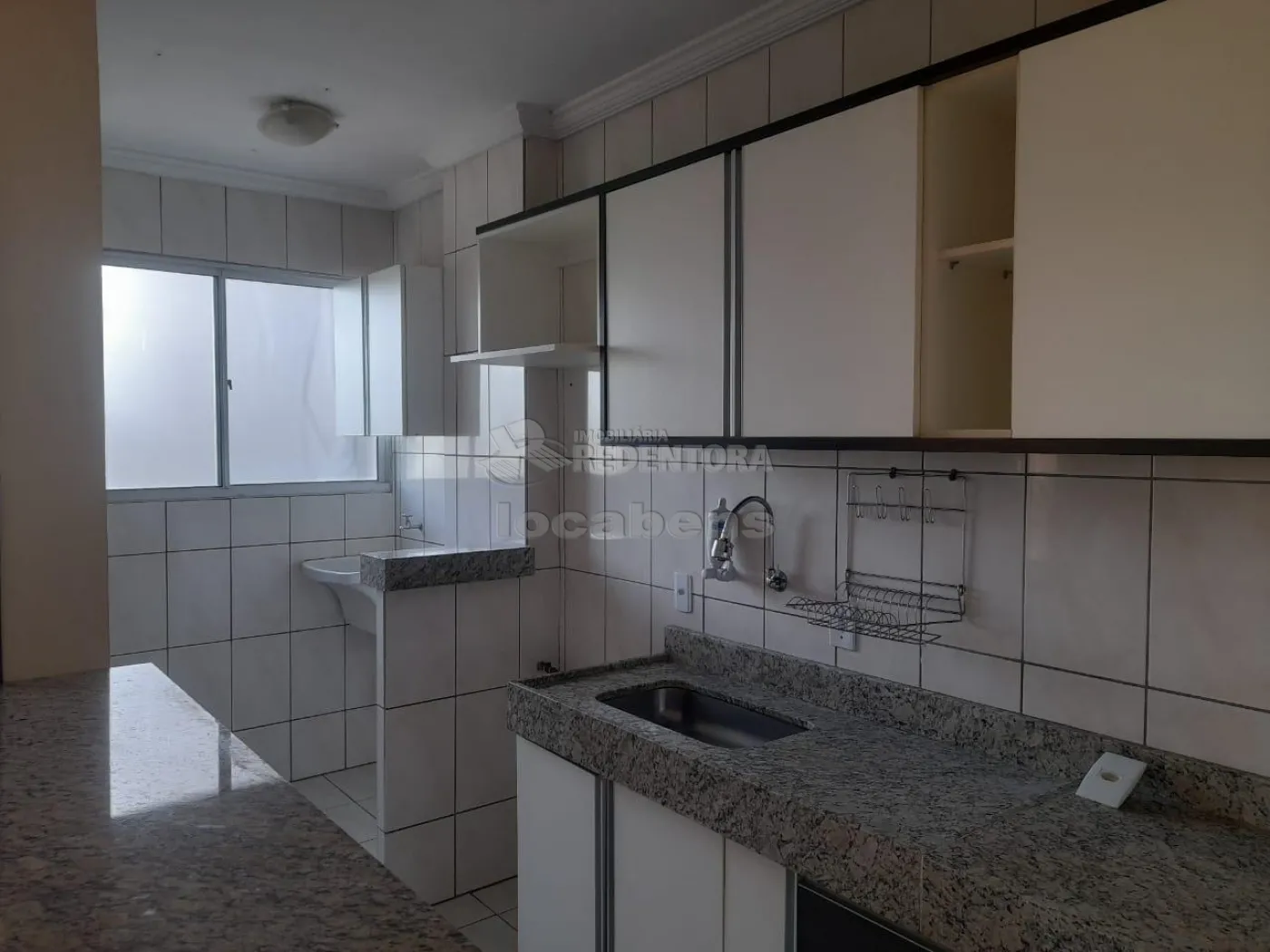Comprar Apartamento / Padr&atilde;o em S&atilde;o Jos&eacute; do Rio Preto R$ 270.000,00 - Foto 3