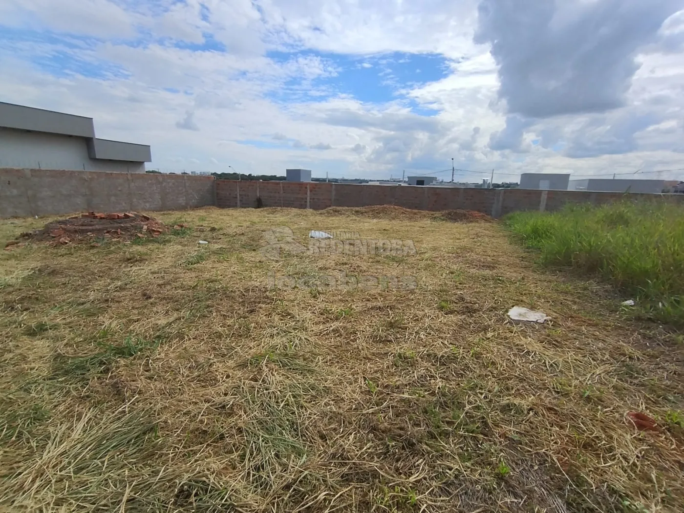 Comprar Terreno / Padr&atilde;o em S&atilde;o Jos&eacute; do Rio Preto R$ 185.000,00 - Foto 2