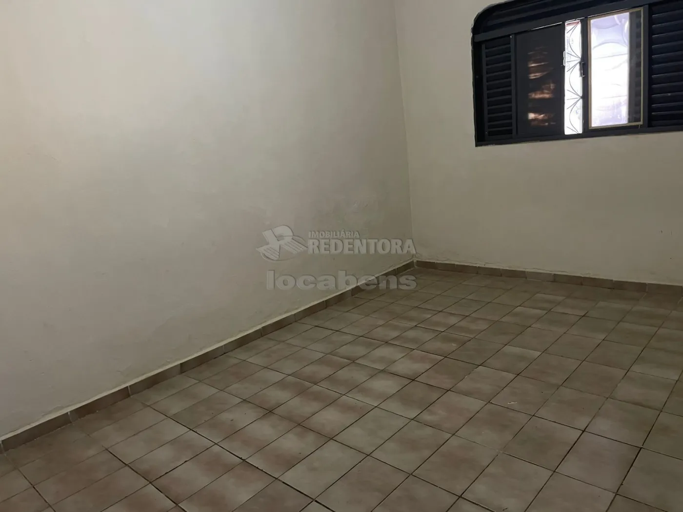 Alugar Casa / Padr&atilde;o em S&atilde;o Jos&eacute; do Rio Preto R$ 1.400,00 - Foto 13