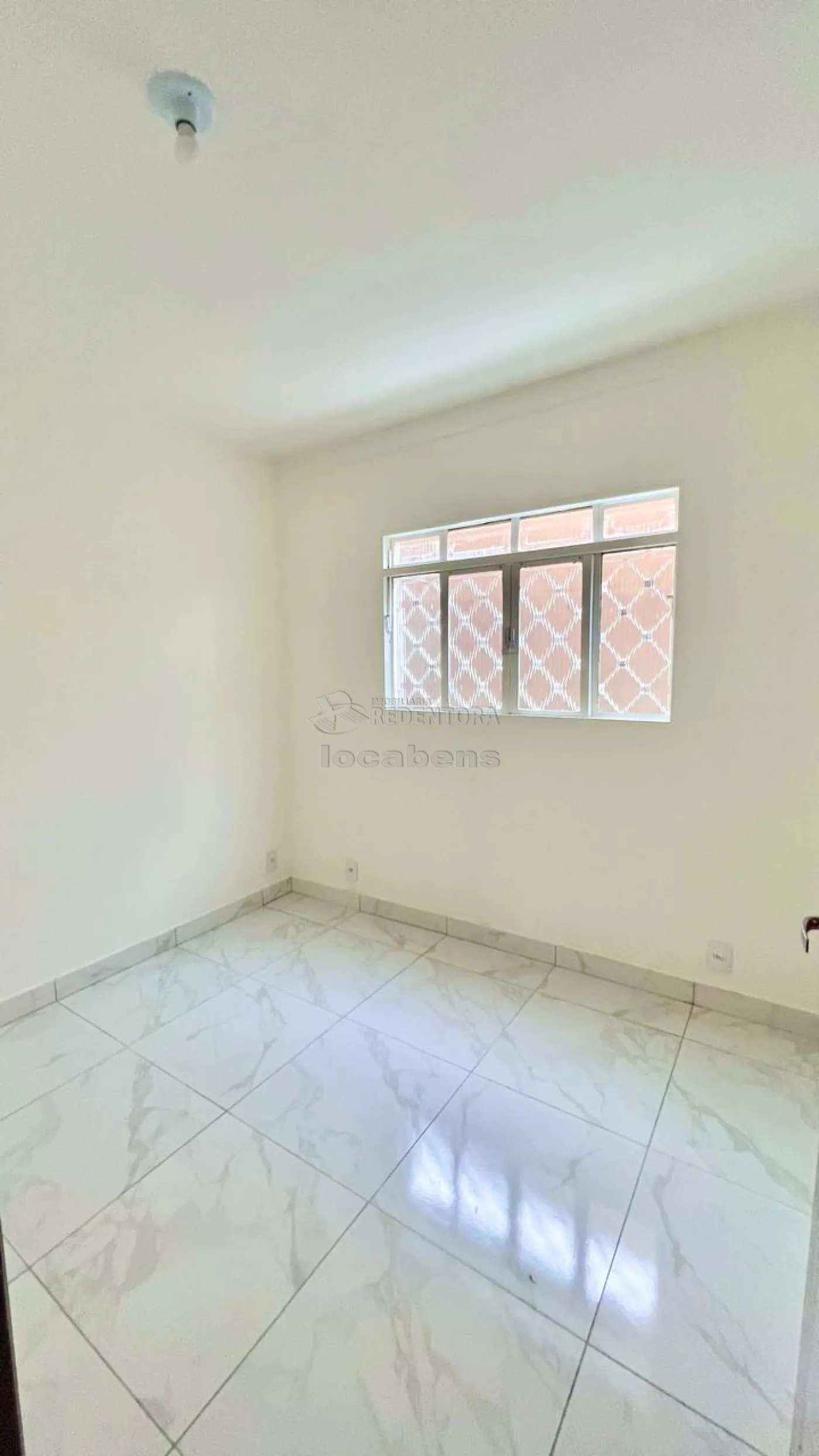 Alugar Casa / Padr&atilde;o em S&atilde;o Jos&eacute; do Rio Preto R$ 2.000,00 - Foto 10