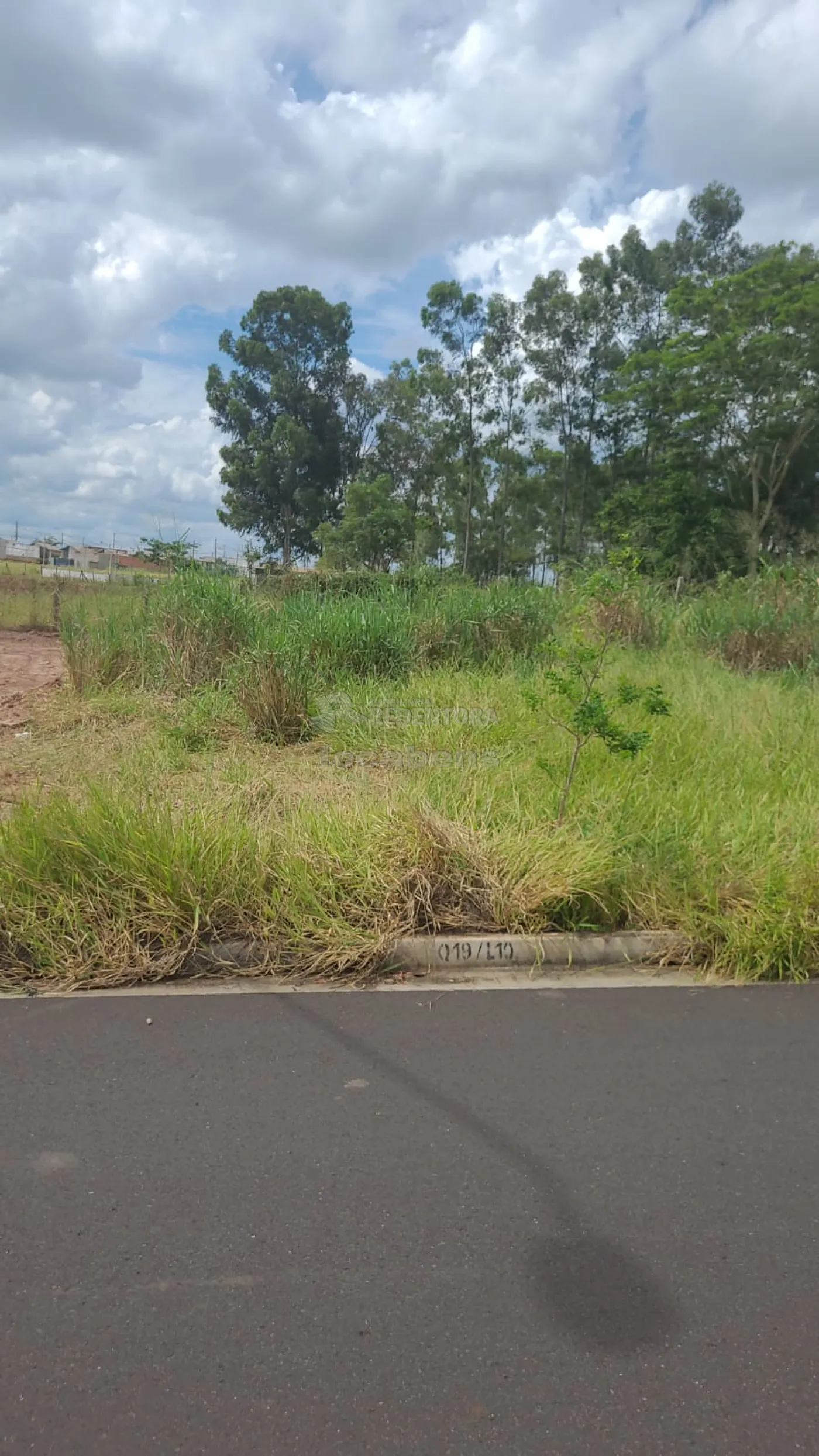 Comprar Terreno / Padr&atilde;o em S&atilde;o Jos&eacute; do Rio Preto R$ 75.000,00 - Foto 1