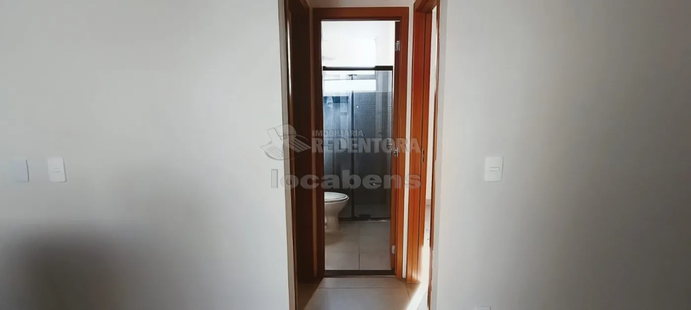 Alugar Apartamento / Padr&atilde;o em S&atilde;o Jos&eacute; do Rio Preto R$ 1.200,00 - Foto 9
