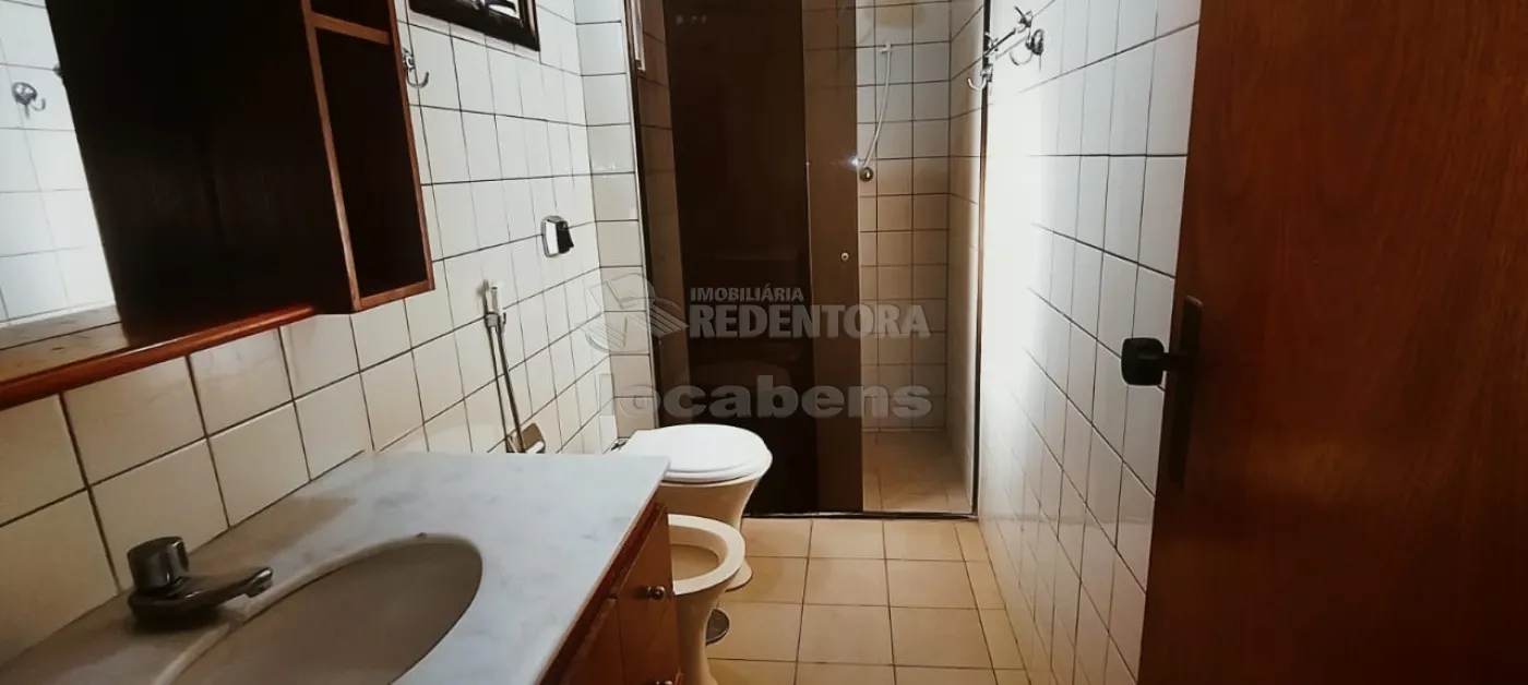 Alugar Apartamento / Padr&atilde;o em S&atilde;o Jos&eacute; do Rio Preto R$ 2.500,00 - Foto 20