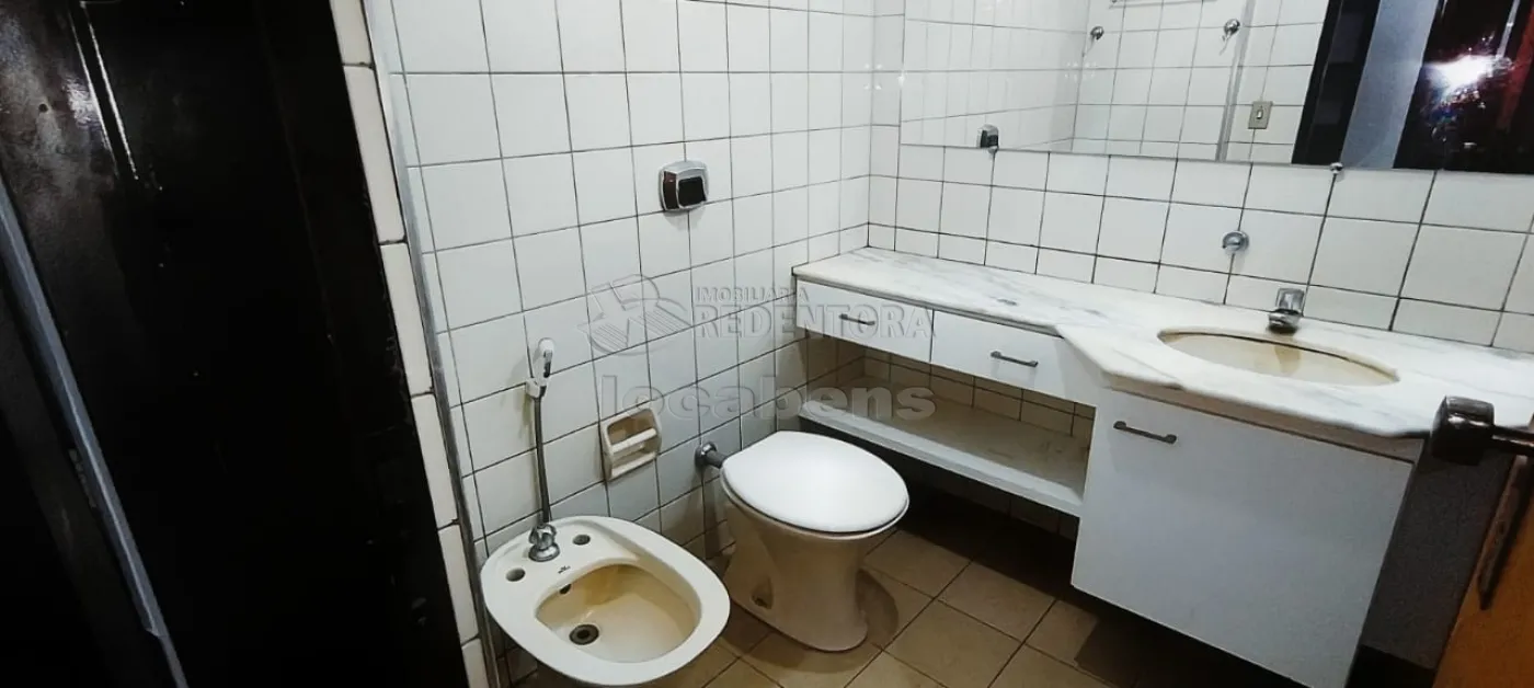 Alugar Apartamento / Padr&atilde;o em S&atilde;o Jos&eacute; do Rio Preto R$ 2.500,00 - Foto 21
