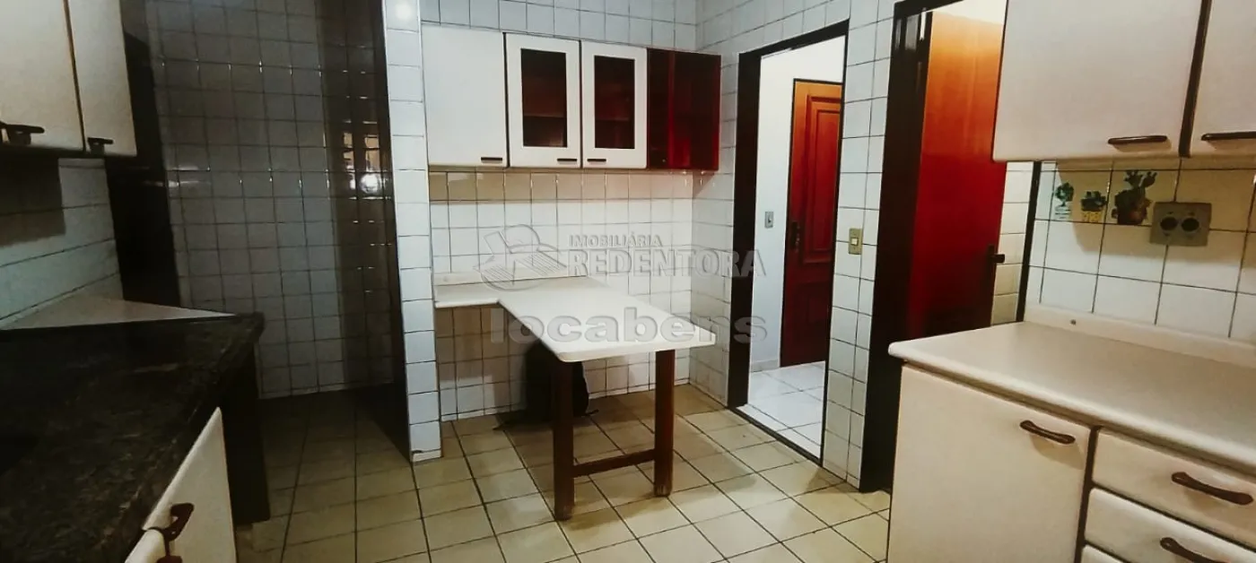 Alugar Apartamento / Padr&atilde;o em S&atilde;o Jos&eacute; do Rio Preto R$ 2.500,00 - Foto 5