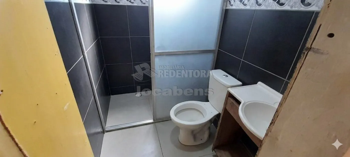 Alugar Casa / Padr&atilde;o em S&atilde;o Jos&eacute; do Rio Preto R$ 900,00 - Foto 4