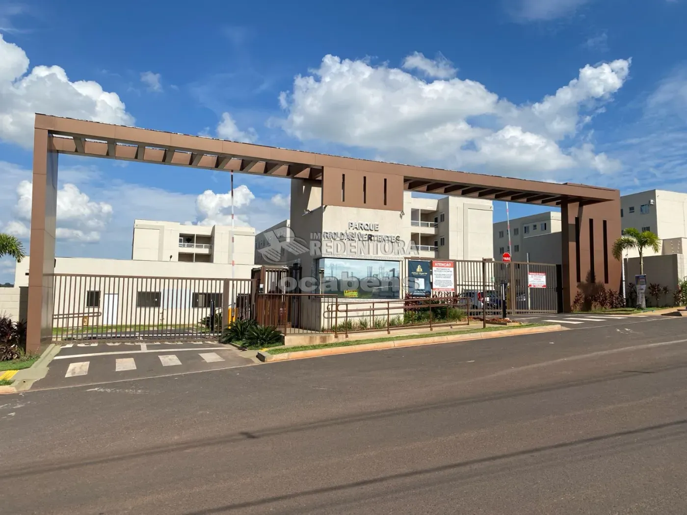 Comprar Apartamento / Padr&atilde;o em S&atilde;o Jos&eacute; do Rio Preto R$ 215.000,00 - Foto 1