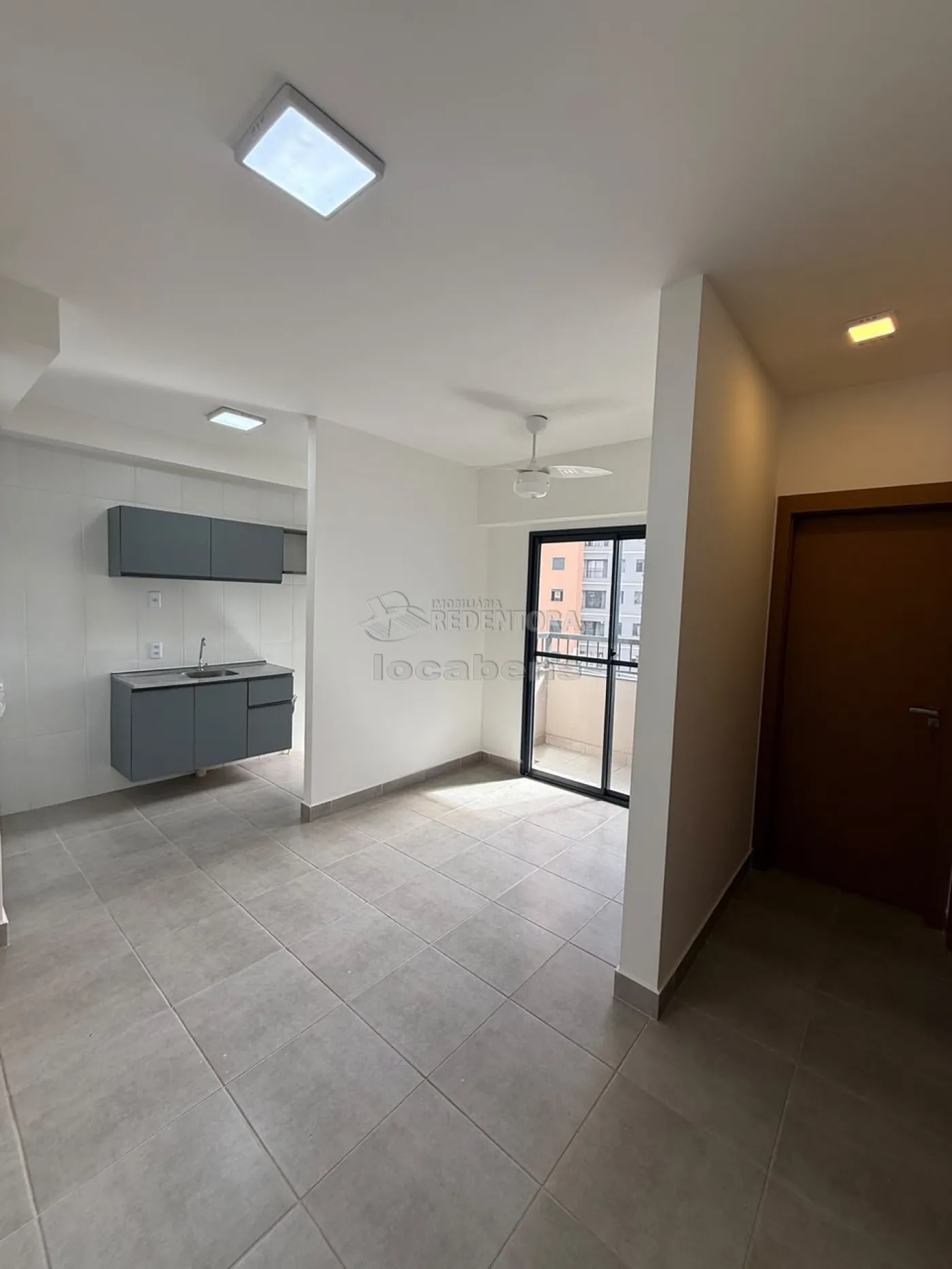 Alugar Apartamento / Padr&atilde;o em S&atilde;o Jos&eacute; do Rio Preto R$ 1.600,00 - Foto 1