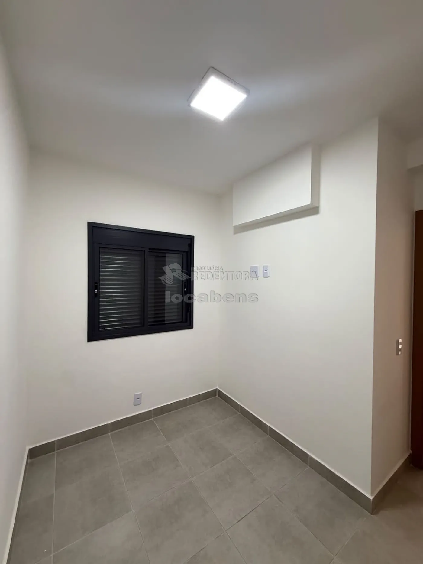 Alugar Apartamento / Padr&atilde;o em S&atilde;o Jos&eacute; do Rio Preto R$ 1.600,00 - Foto 8