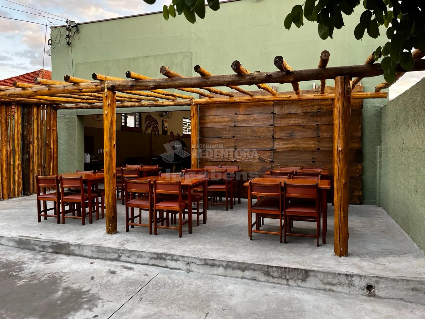 Comprar Comercial / Sal&atilde;o em S&atilde;o Jos&eacute; do Rio Preto R$ 980.000,00 - Foto 1