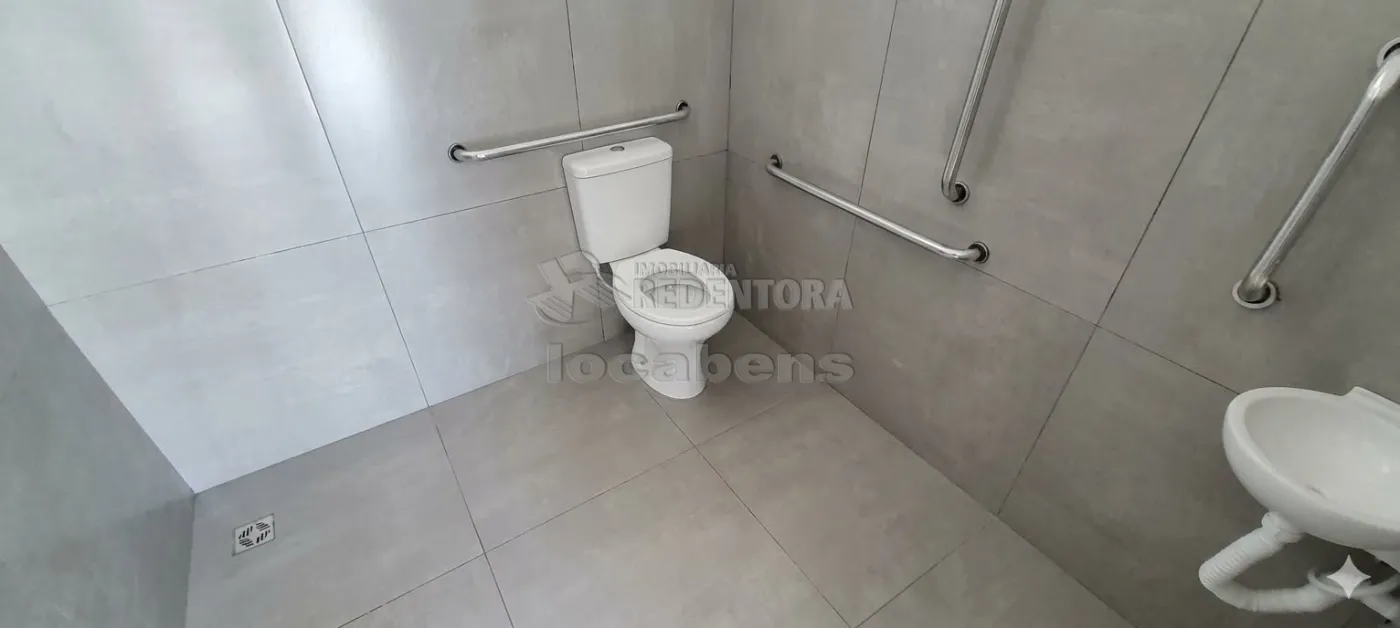 Alugar Comercial / Sal&atilde;o em S&atilde;o Jos&eacute; do Rio Preto R$ 3.000,00 - Foto 2