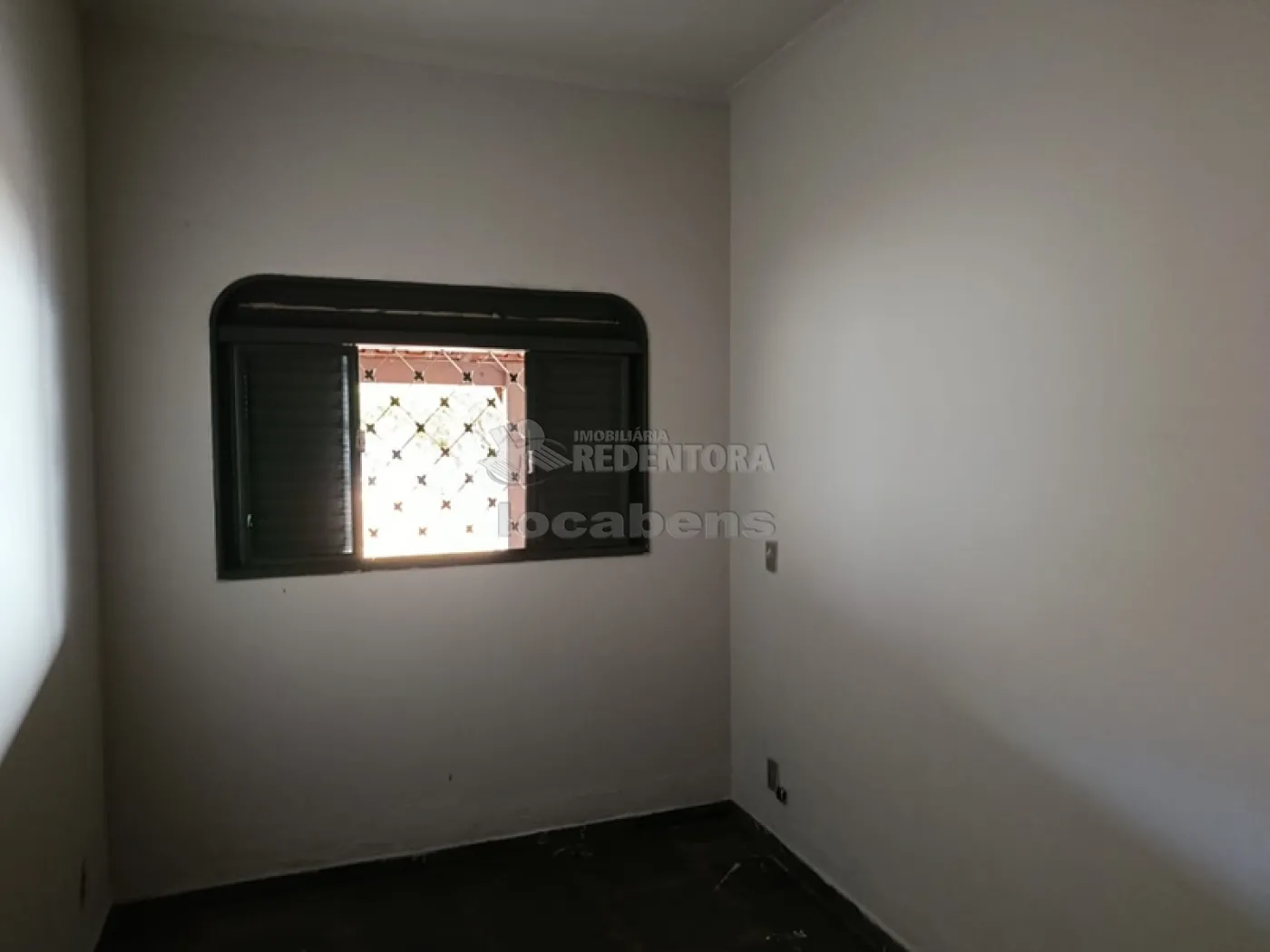 Alugar Casa / Padr&atilde;o em S&atilde;o Jos&eacute; do Rio Preto R$ 1.500,00 - Foto 11
