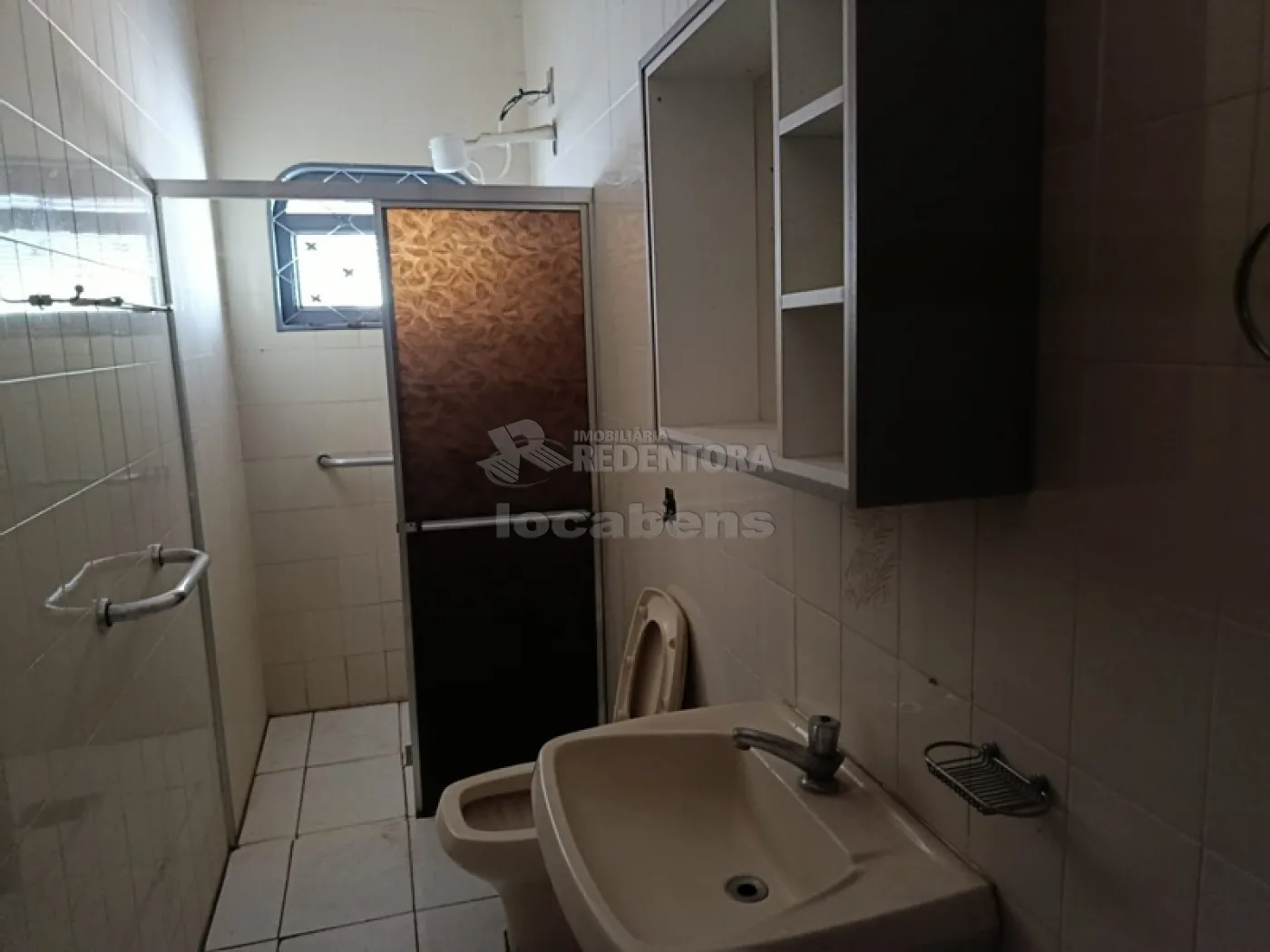 Alugar Casa / Padr&atilde;o em S&atilde;o Jos&eacute; do Rio Preto R$ 1.500,00 - Foto 12