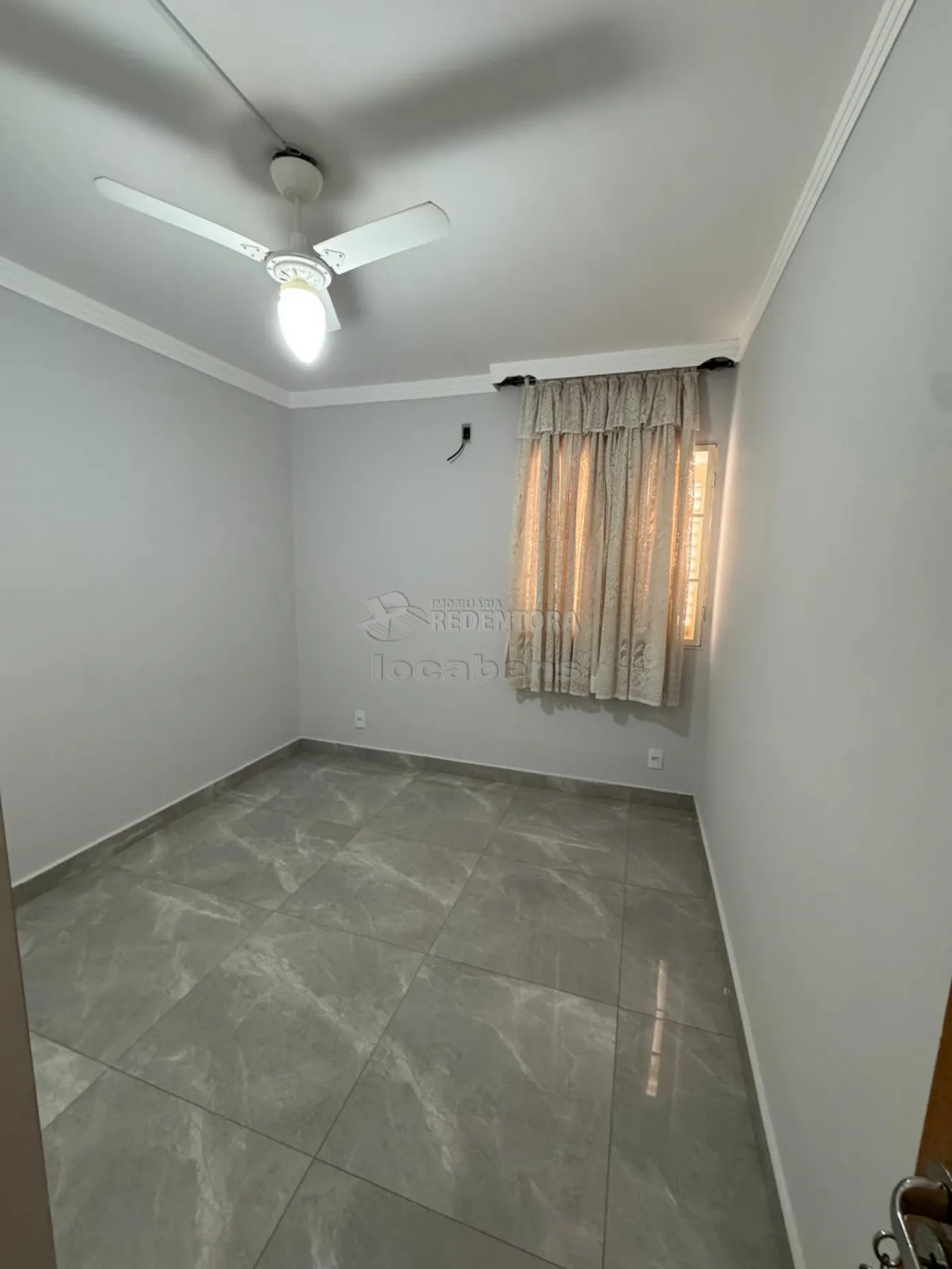 Alugar Apartamento / Padr&atilde;o em S&atilde;o Jos&eacute; do Rio Preto R$ 1.600,00 - Foto 10