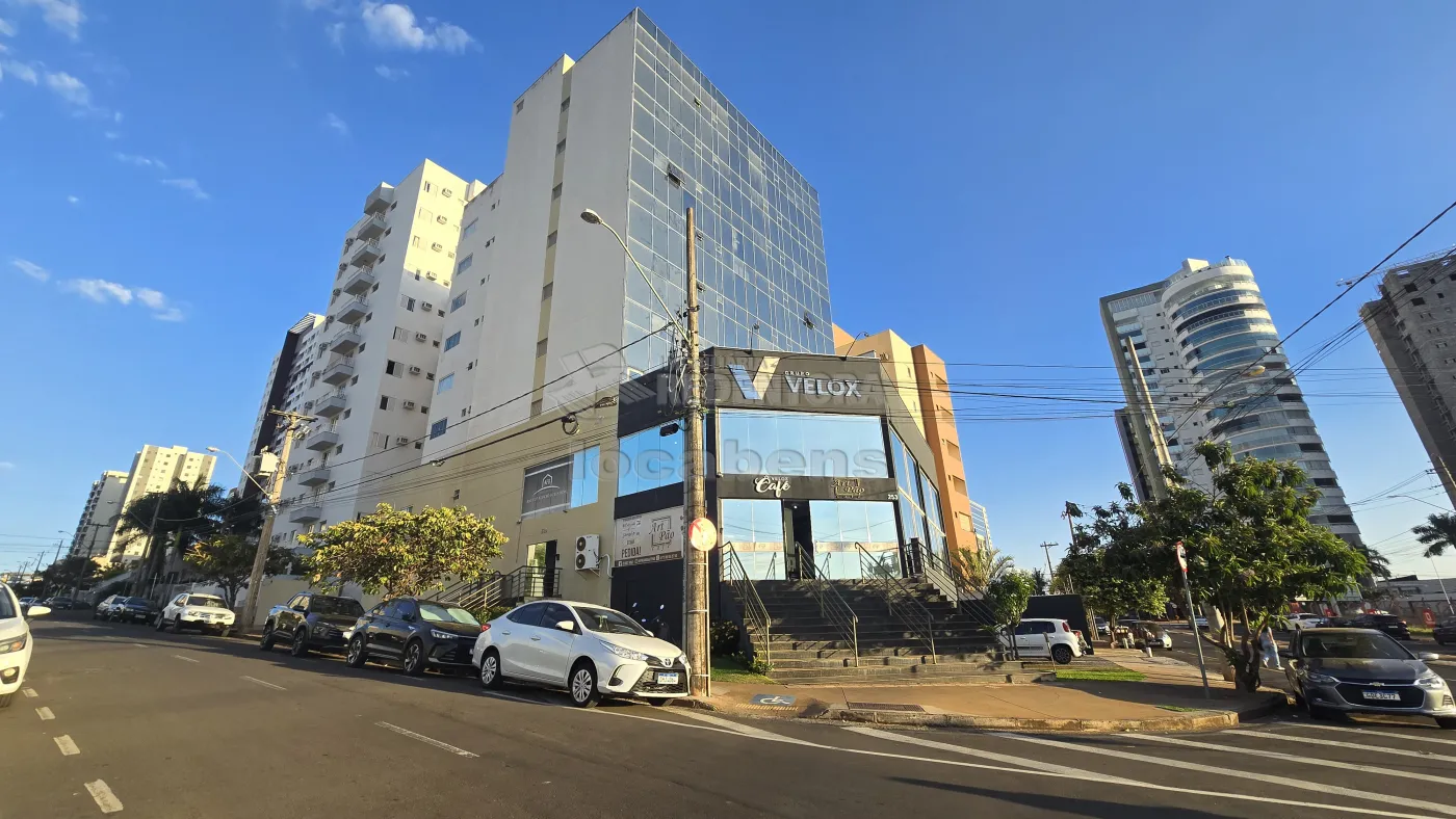 Alugar Comercial / Sala em S&atilde;o Jos&eacute; do Rio Preto R$ 1.350,00 - Foto 2