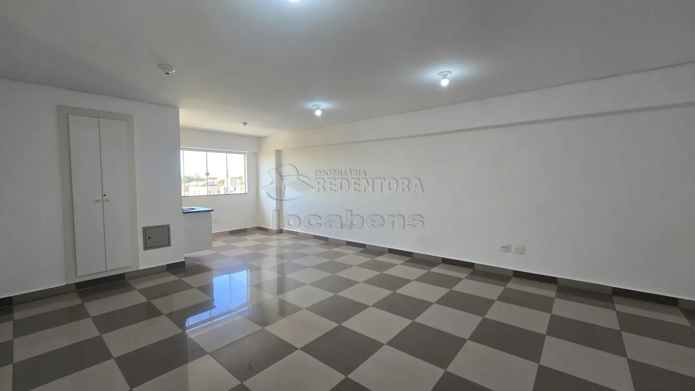 Alugar Comercial / Sala em S&atilde;o Jos&eacute; do Rio Preto R$ 1.350,00 - Foto 4