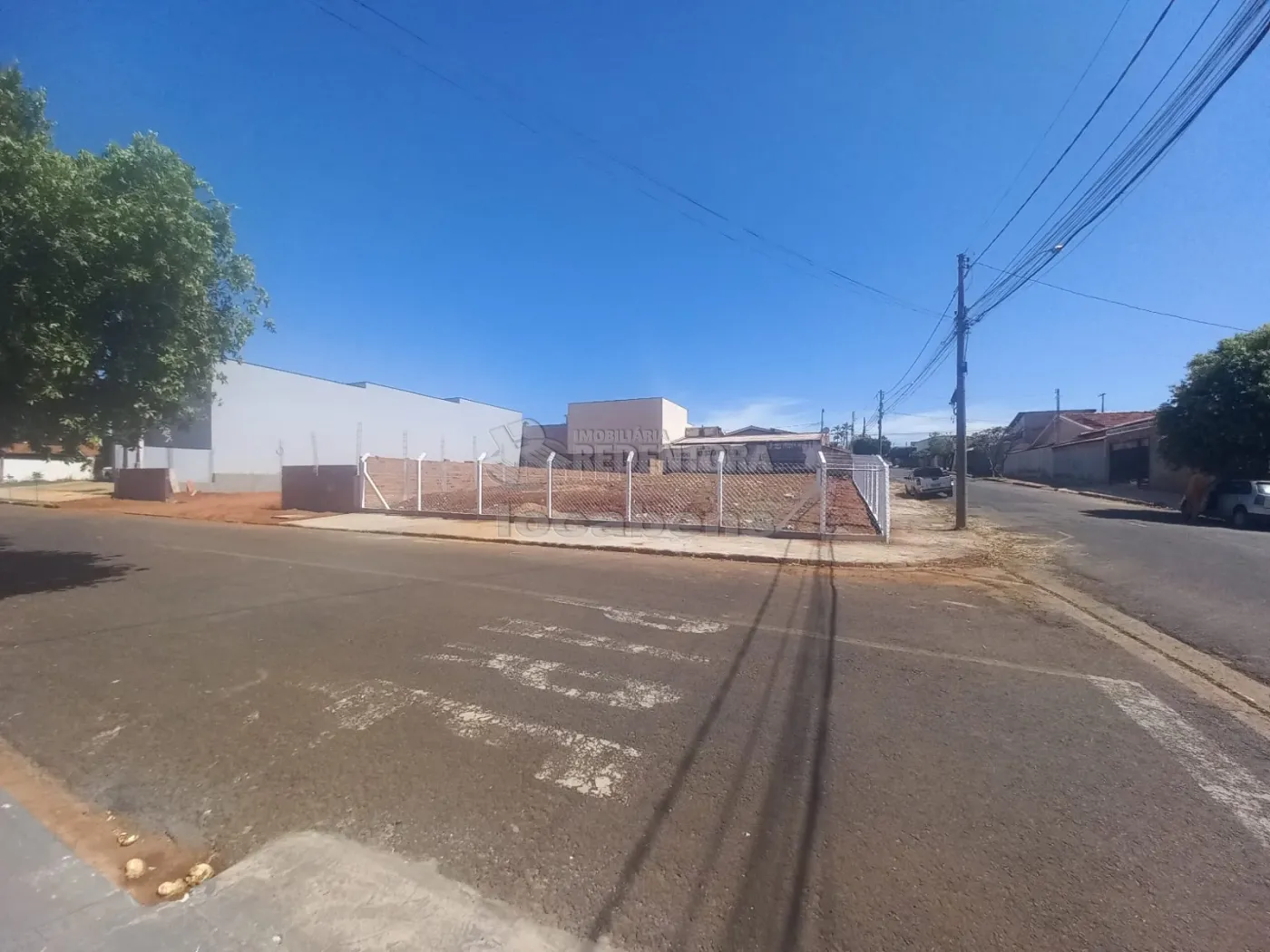 Comprar Terreno / Padr&atilde;o em S&atilde;o Jos&eacute; do Rio Preto R$ 450.000,00 - Foto 4