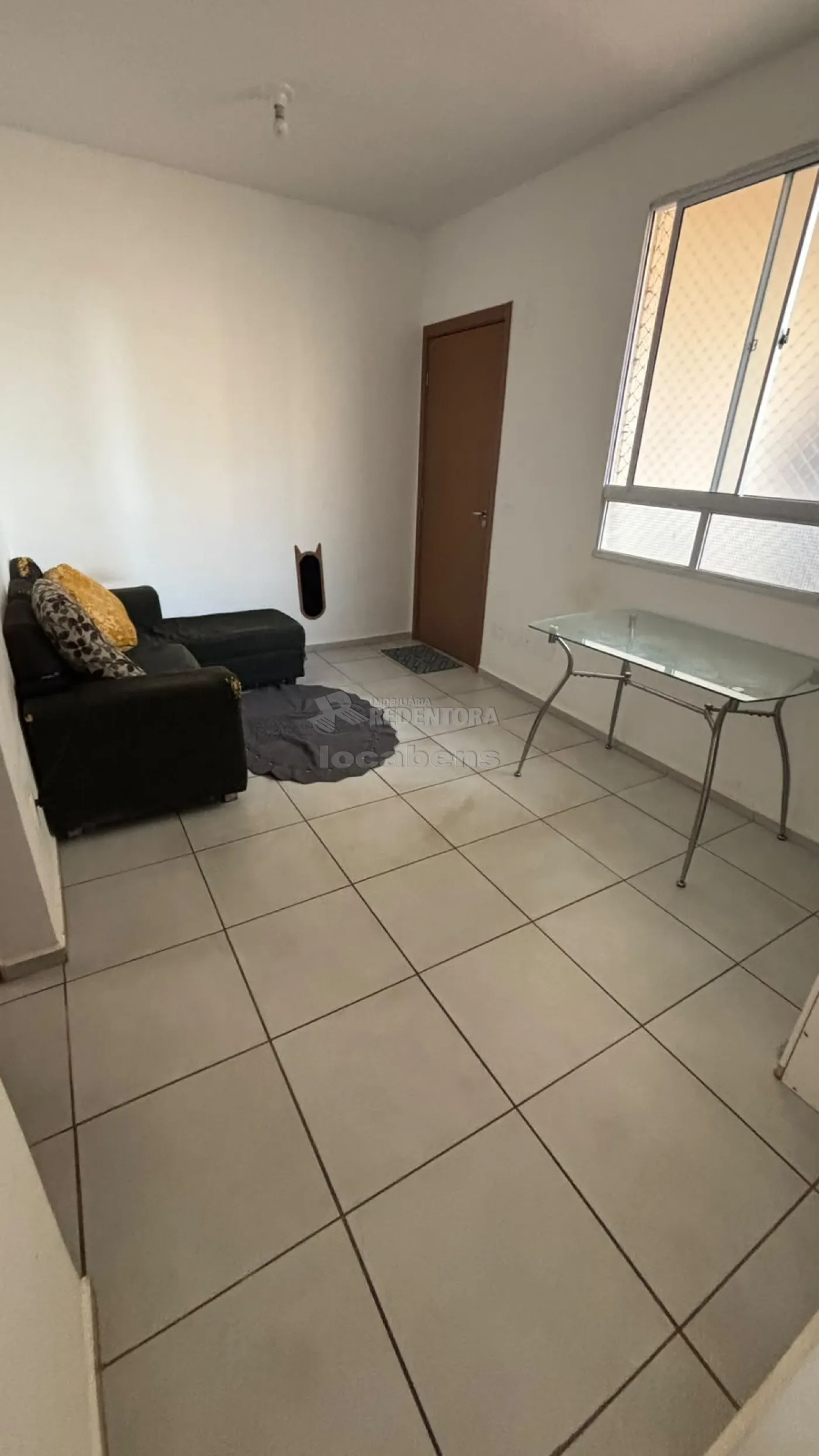 Comprar Apartamento / Padr&atilde;o em S&atilde;o Jos&eacute; do Rio Preto R$ 195.000,00 - Foto 1