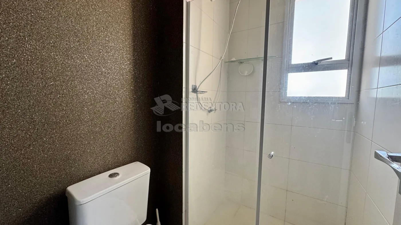 Alugar Apartamento / Padr&atilde;o em S&atilde;o Jos&eacute; do Rio Preto R$ 2.500,00 - Foto 10