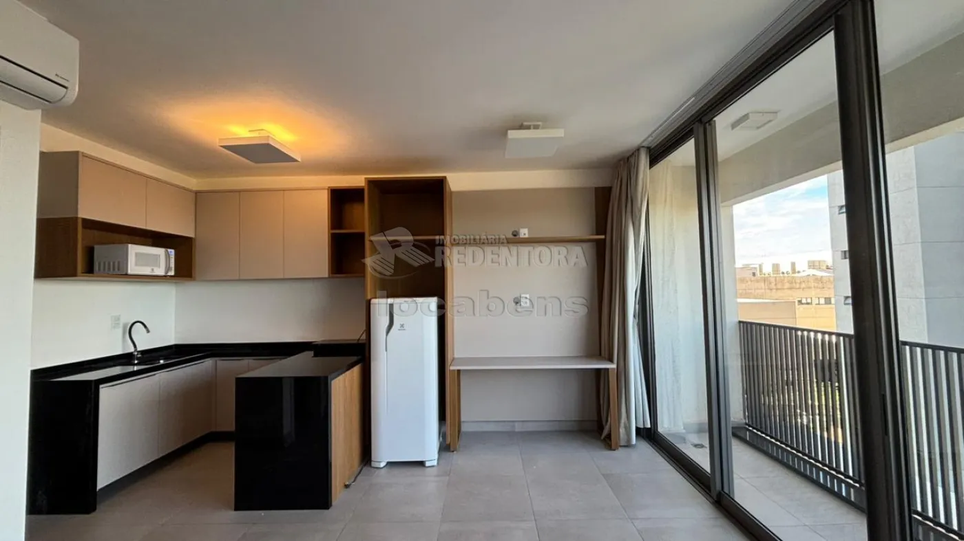 Alugar Apartamento / Padr&atilde;o em S&atilde;o Jos&eacute; do Rio Preto R$ 2.000,00 - Foto 1