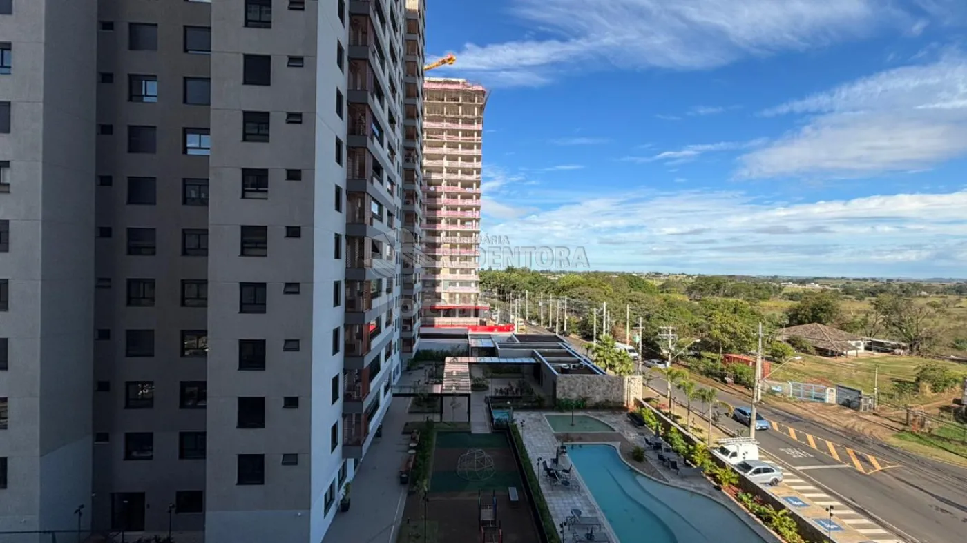 Alugar Apartamento / Padr&atilde;o em S&atilde;o Jos&eacute; do Rio Preto R$ 2.000,00 - Foto 10