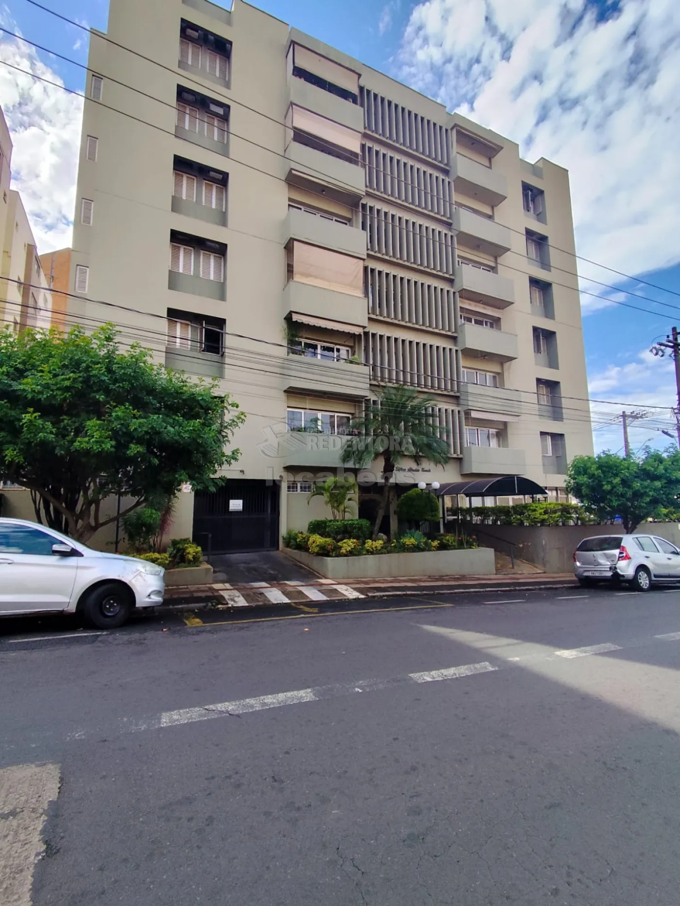 Comprar Apartamento / Padr&atilde;o em S&atilde;o Jos&eacute; do Rio Preto R$ 300.000,00 - Foto 2