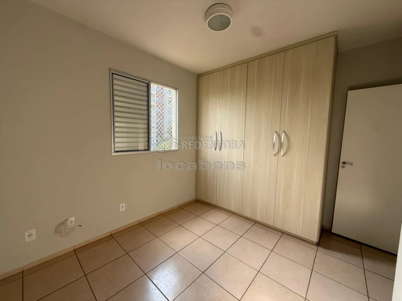 Alugar Apartamento / Padr&atilde;o em S&atilde;o Jos&eacute; do Rio Preto R$ 1.650,00 - Foto 5