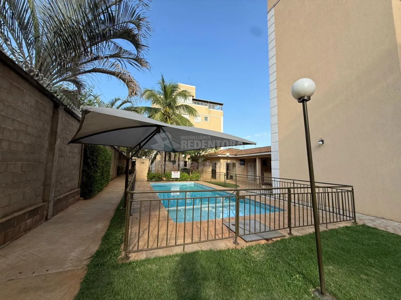 Alugar Apartamento / Padr&atilde;o em S&atilde;o Jos&eacute; do Rio Preto R$ 1.650,00 - Foto 11