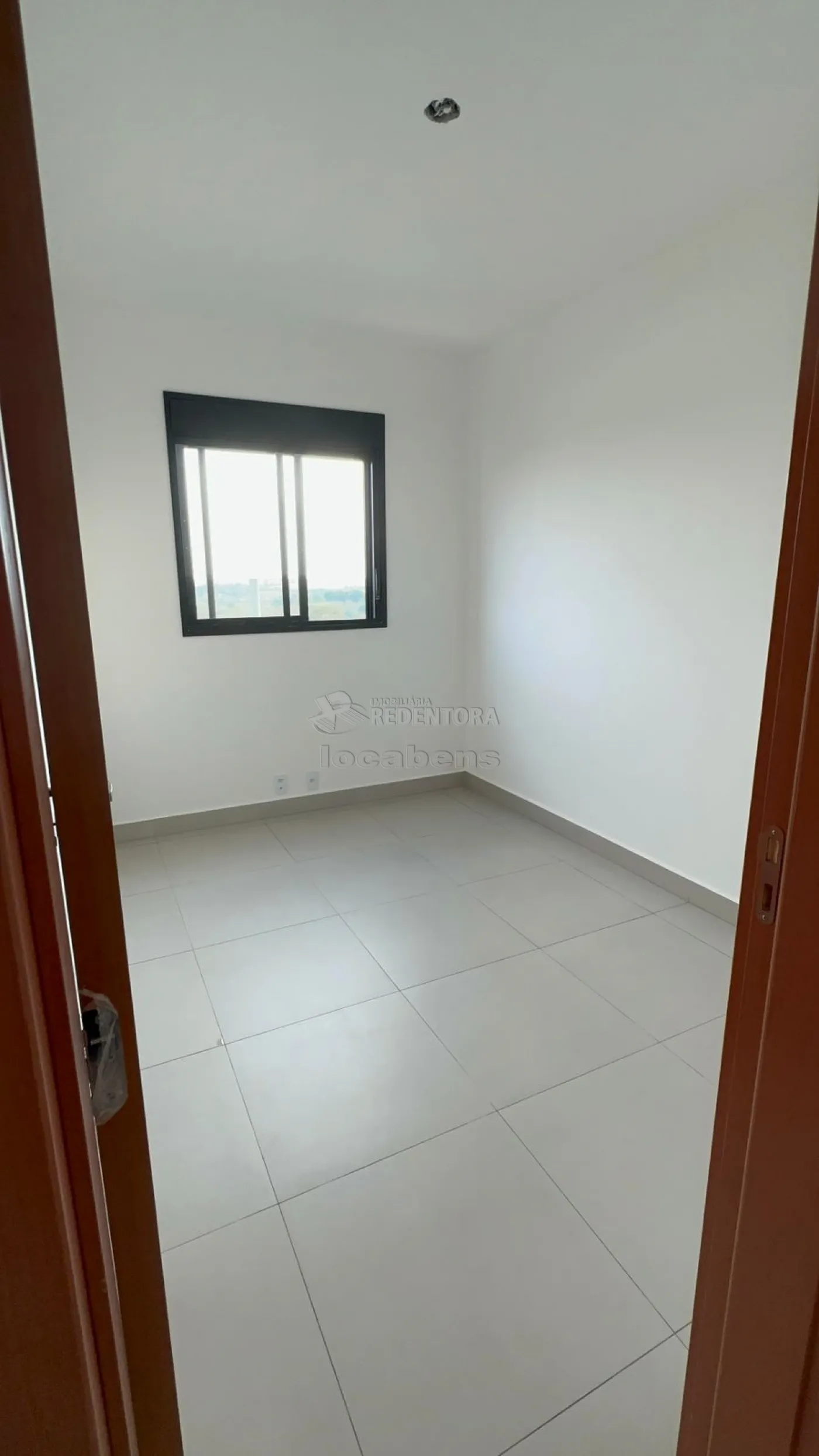 Comprar Apartamento / Padr&atilde;o em S&atilde;o Jos&eacute; do Rio Preto R$ 400.000,00 - Foto 5