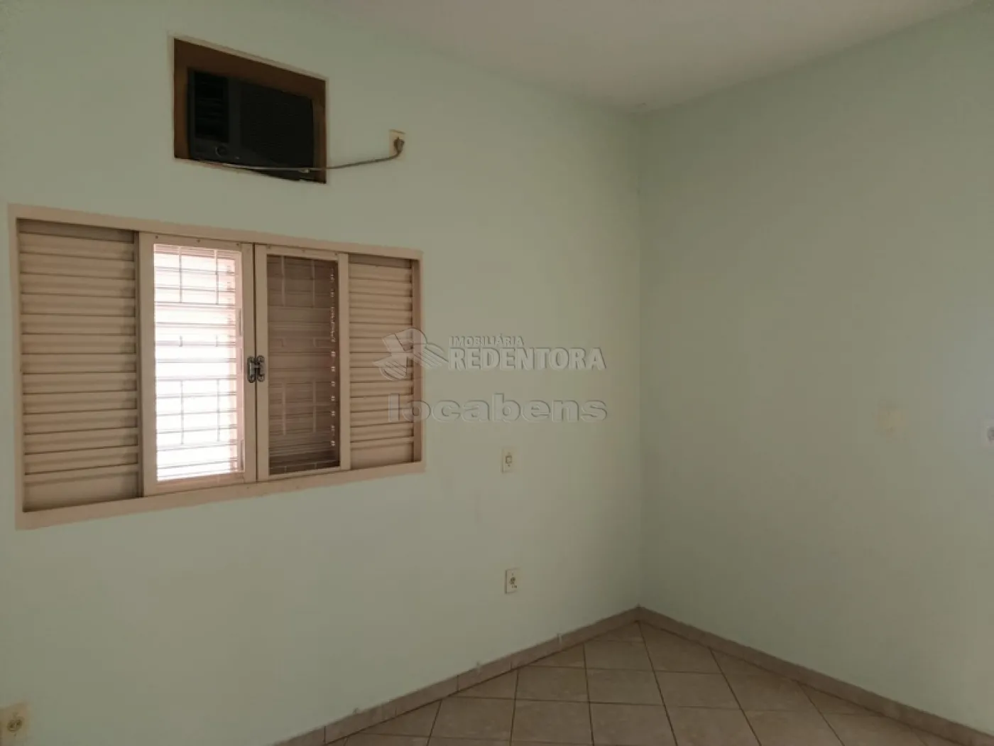 Alugar Casa / Padr&atilde;o em S&atilde;o Jos&eacute; do Rio Preto R$ 1.600,00 - Foto 8