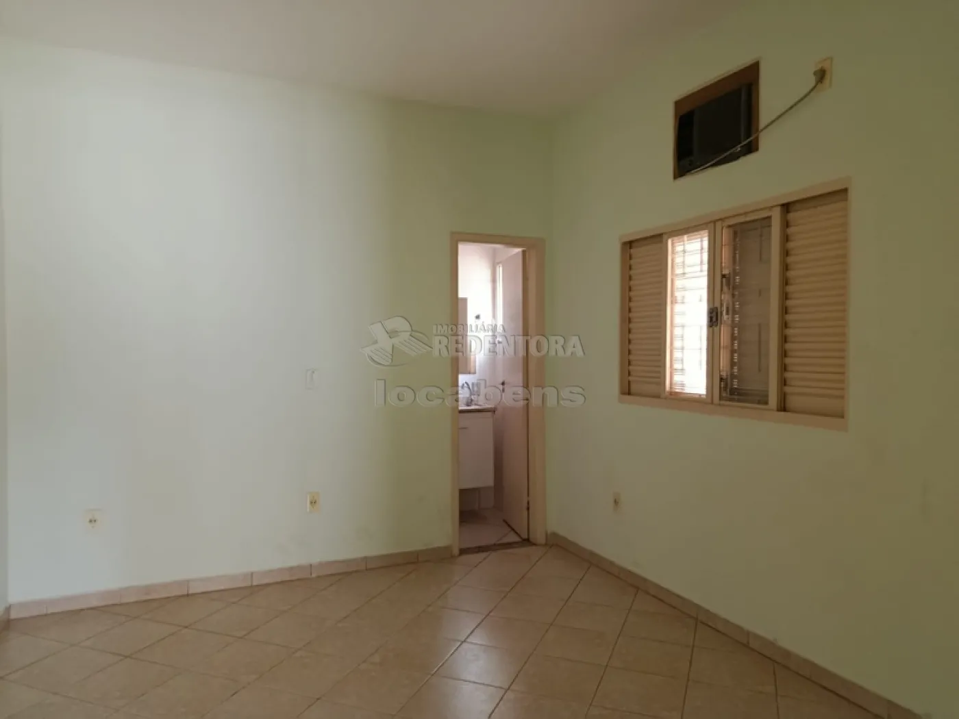 Alugar Casa / Padr&atilde;o em S&atilde;o Jos&eacute; do Rio Preto R$ 1.600,00 - Foto 10