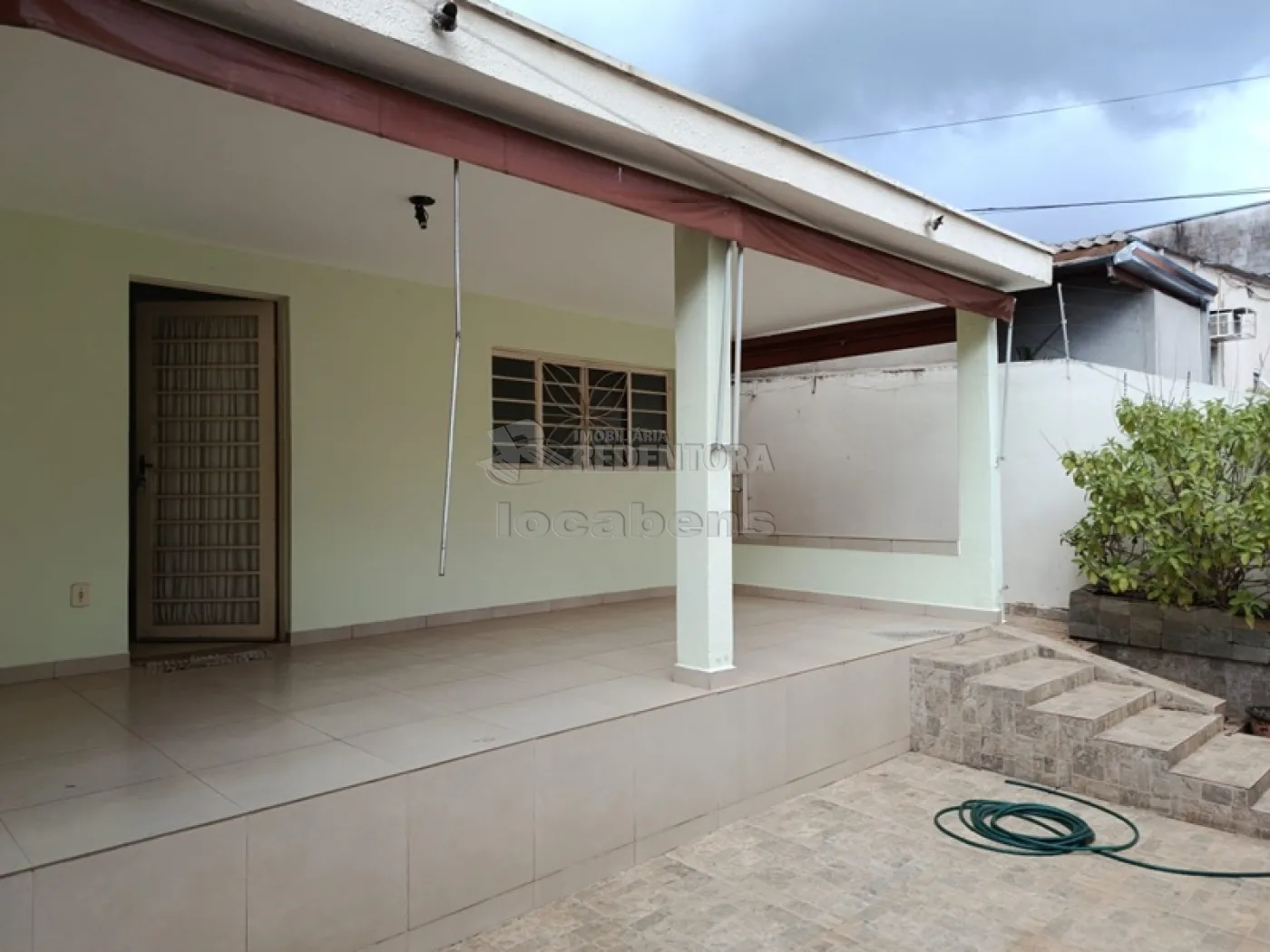 Alugar Casa / Padr&atilde;o em S&atilde;o Jos&eacute; do Rio Preto R$ 1.600,00 - Foto 13