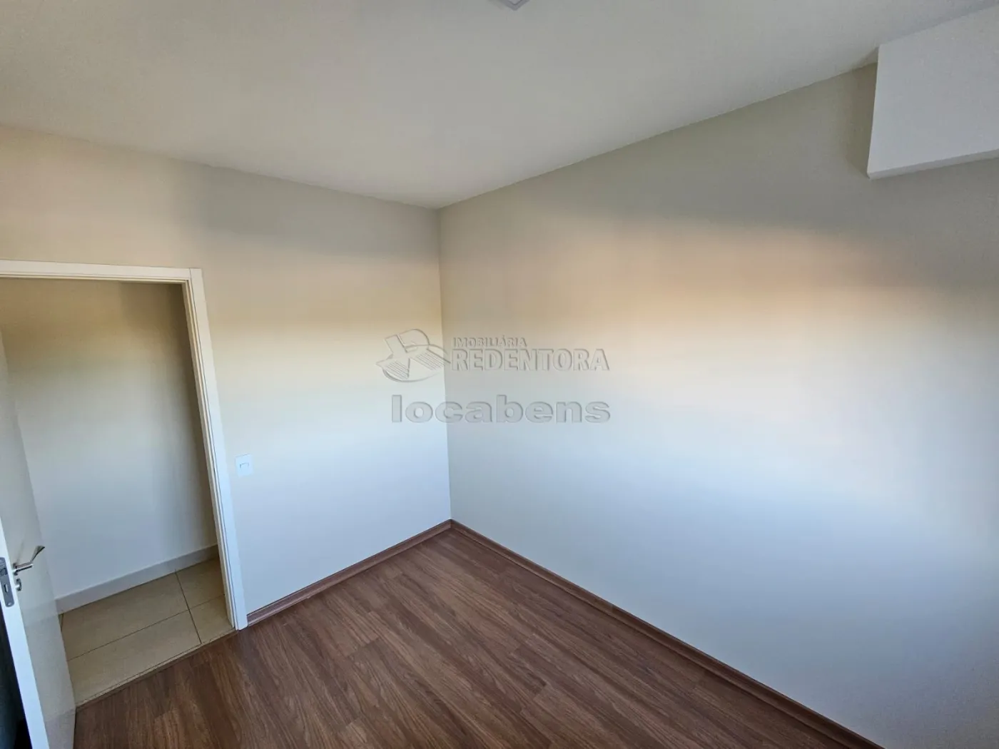 Alugar Apartamento / Padr&atilde;o em S&atilde;o Jos&eacute; do Rio Preto R$ 2.700,00 - Foto 11