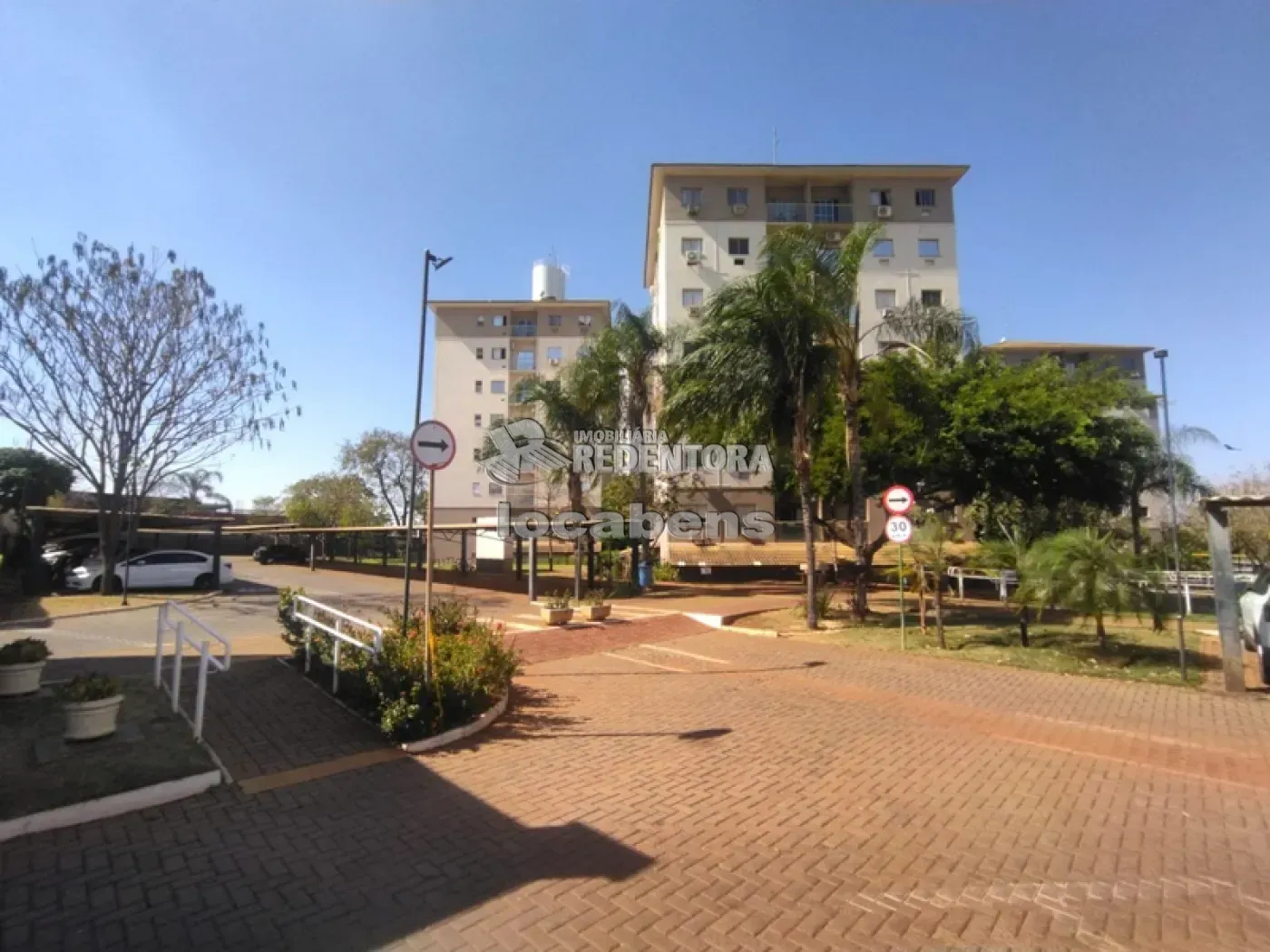 Comprar Apartamento / Padr&atilde;o em S&atilde;o Jos&eacute; do Rio Preto R$ 245.000,00 - Foto 12