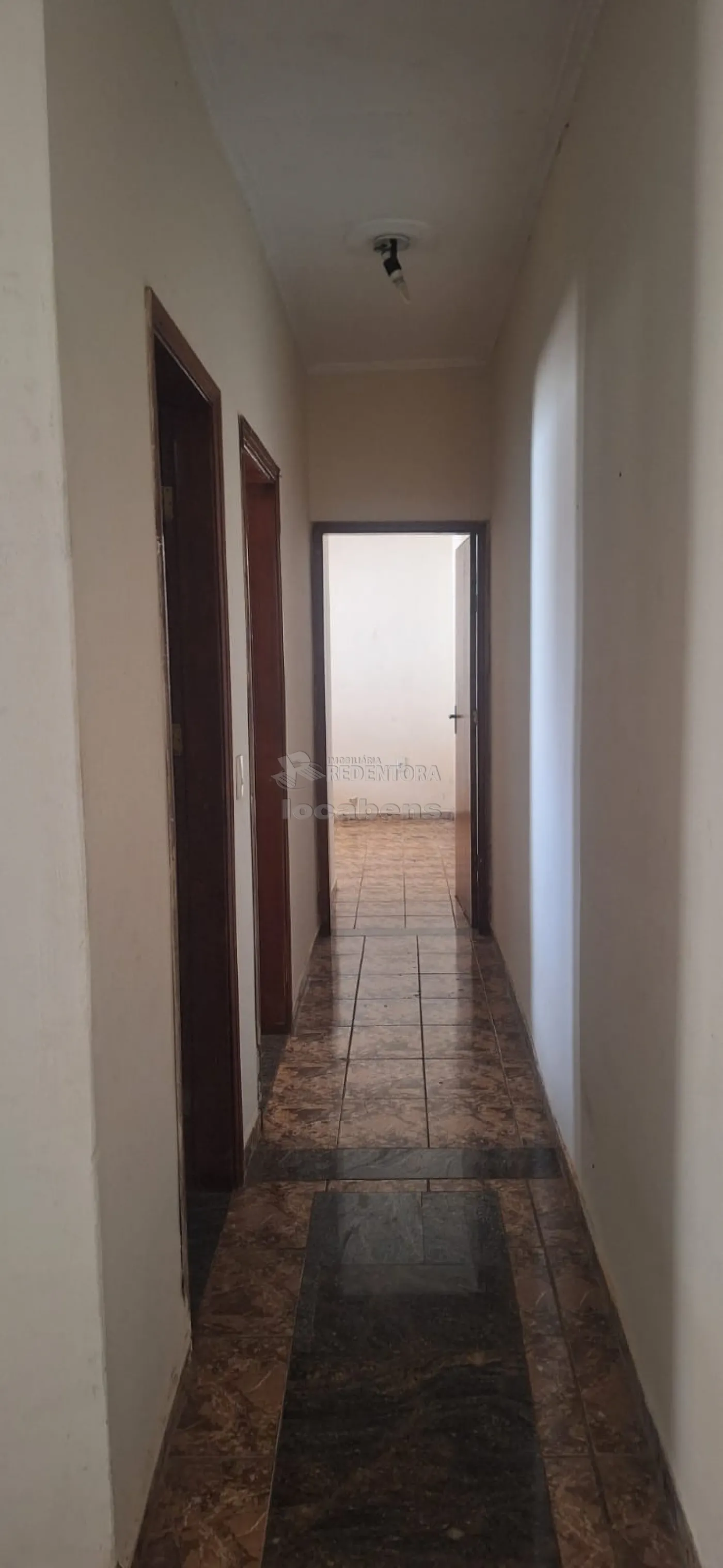 Comprar Casa / Padr&atilde;o em S&atilde;o Jos&eacute; do Rio Preto R$ 185.000,00 - Foto 3