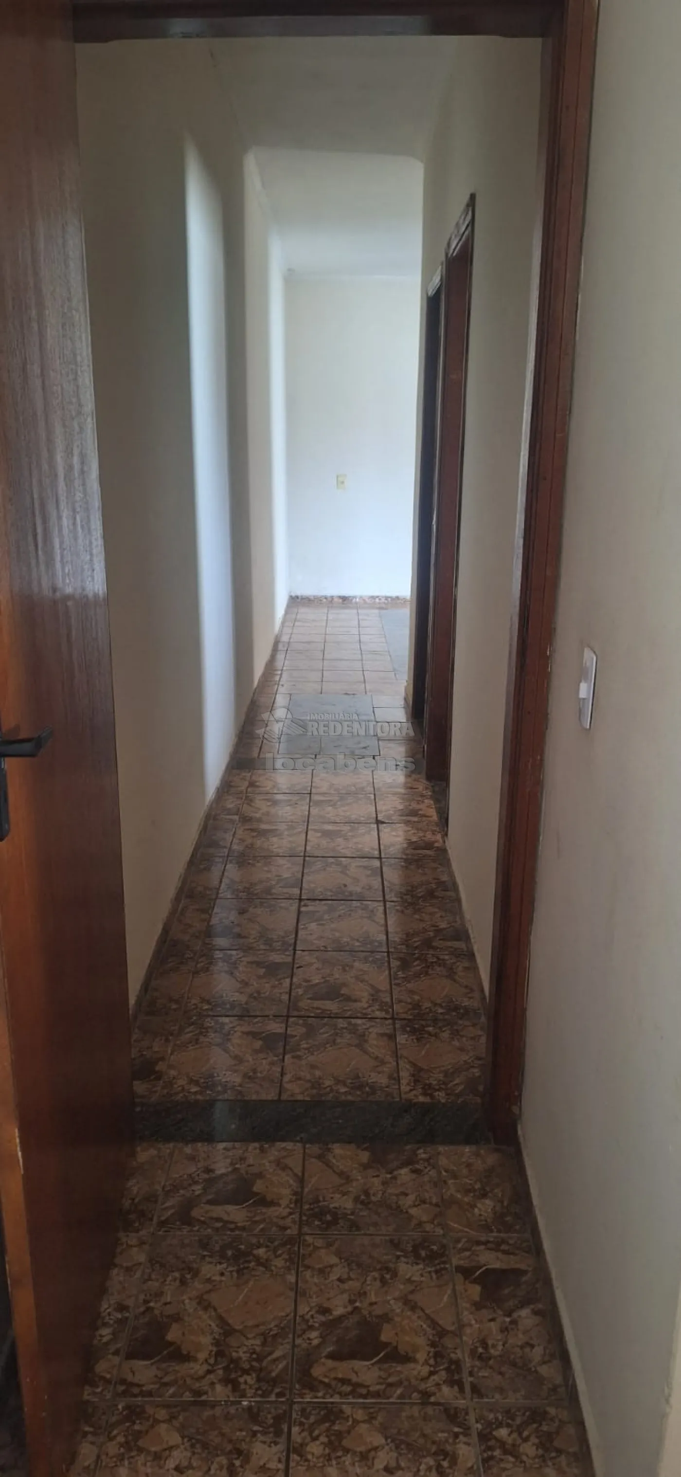 Comprar Casa / Padr&atilde;o em S&atilde;o Jos&eacute; do Rio Preto R$ 185.000,00 - Foto 4